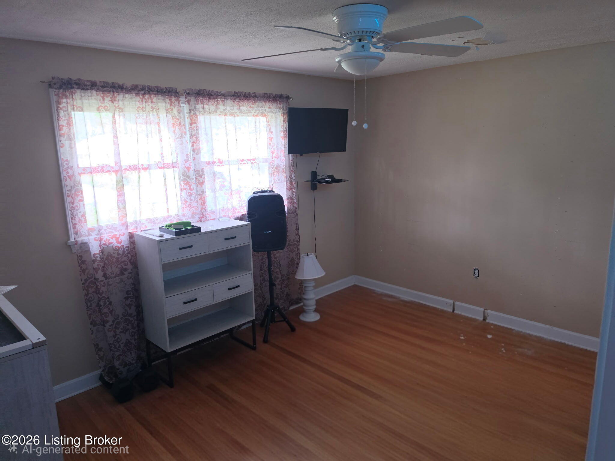 2419 Farnsley Rd Property Photo 7