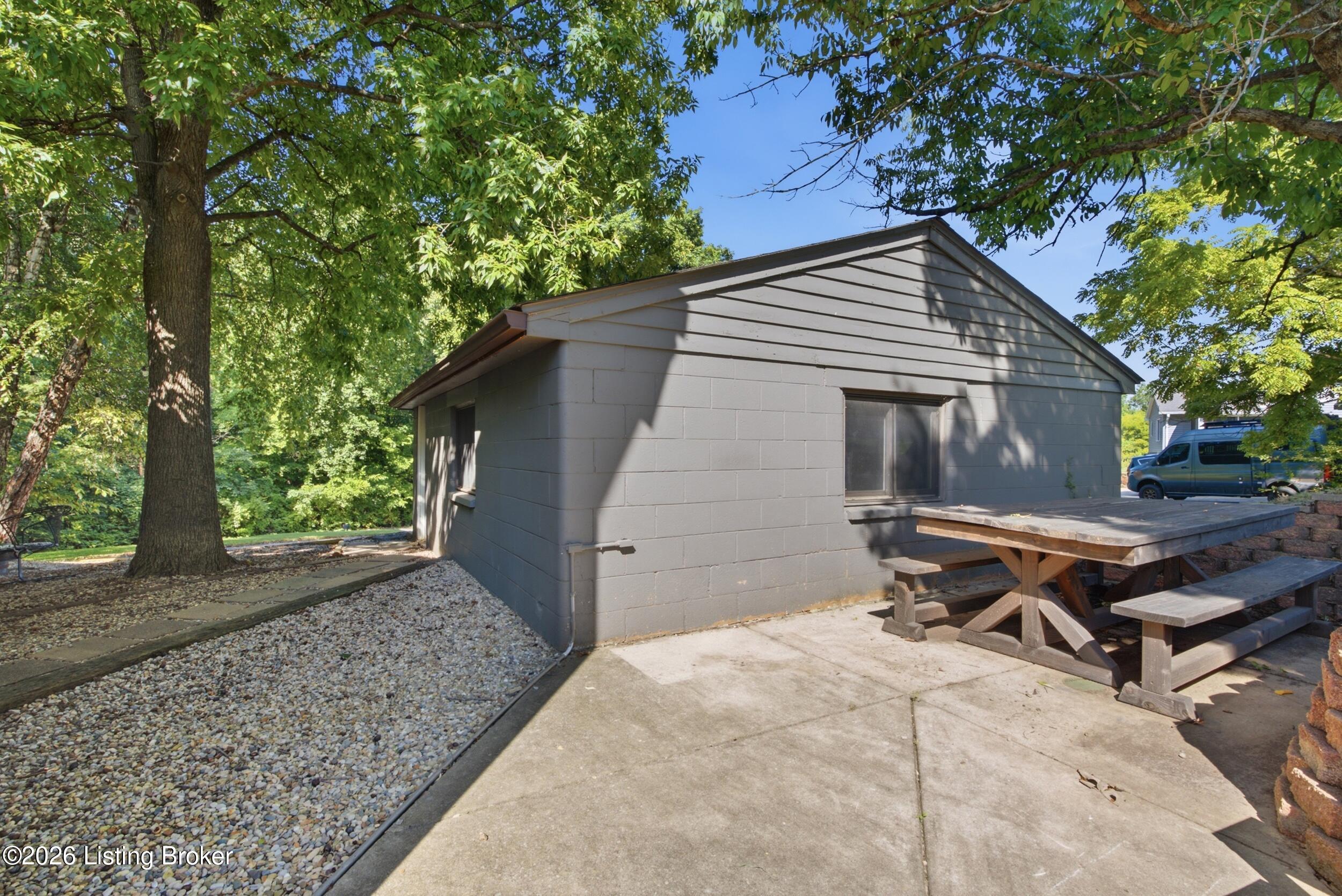 2009 Lonesome Hollow Rd Property Photo 17