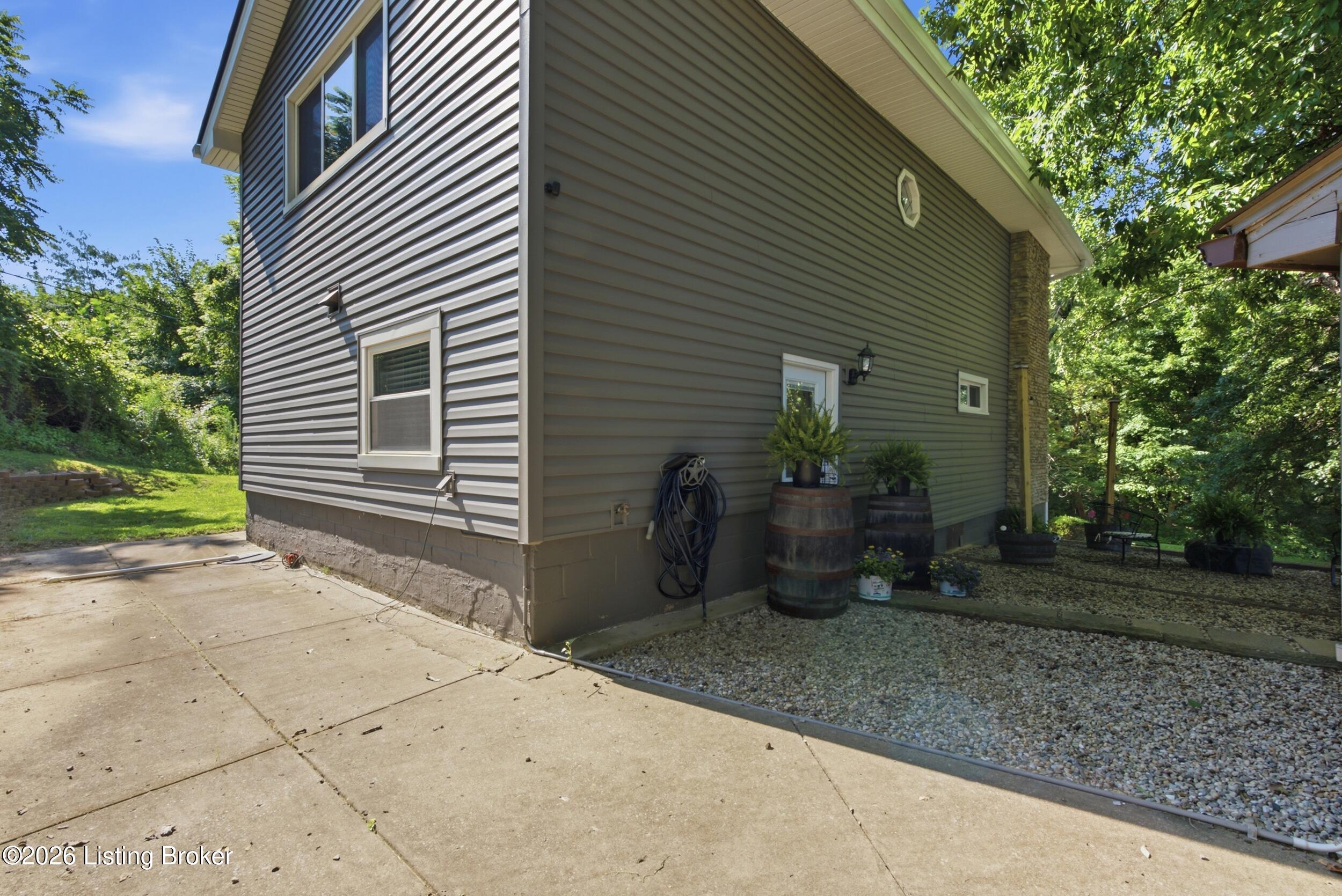 2009 Lonesome Hollow Rd Property Photo 18