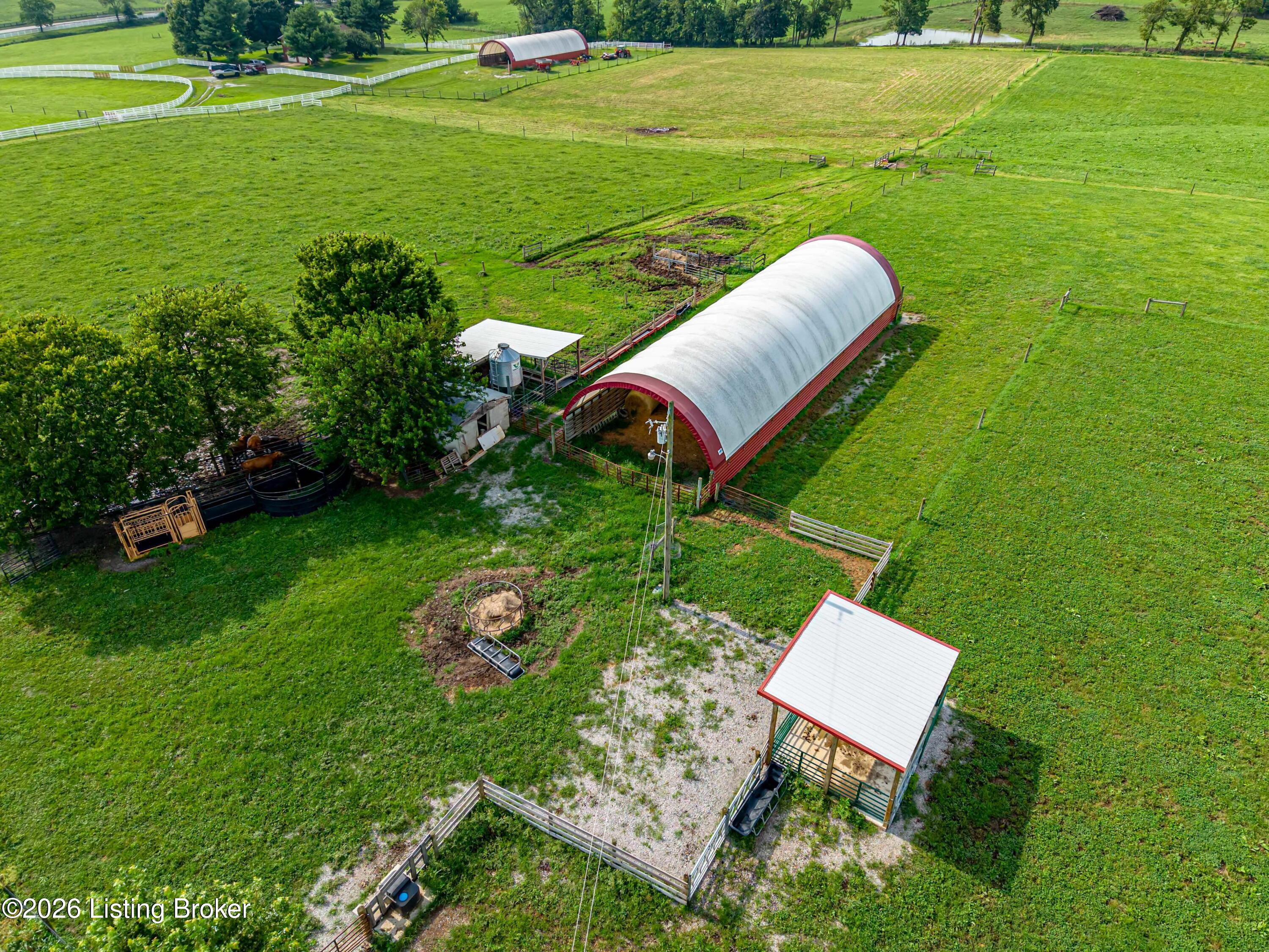 2304 Eminence Rd Property Photo 12