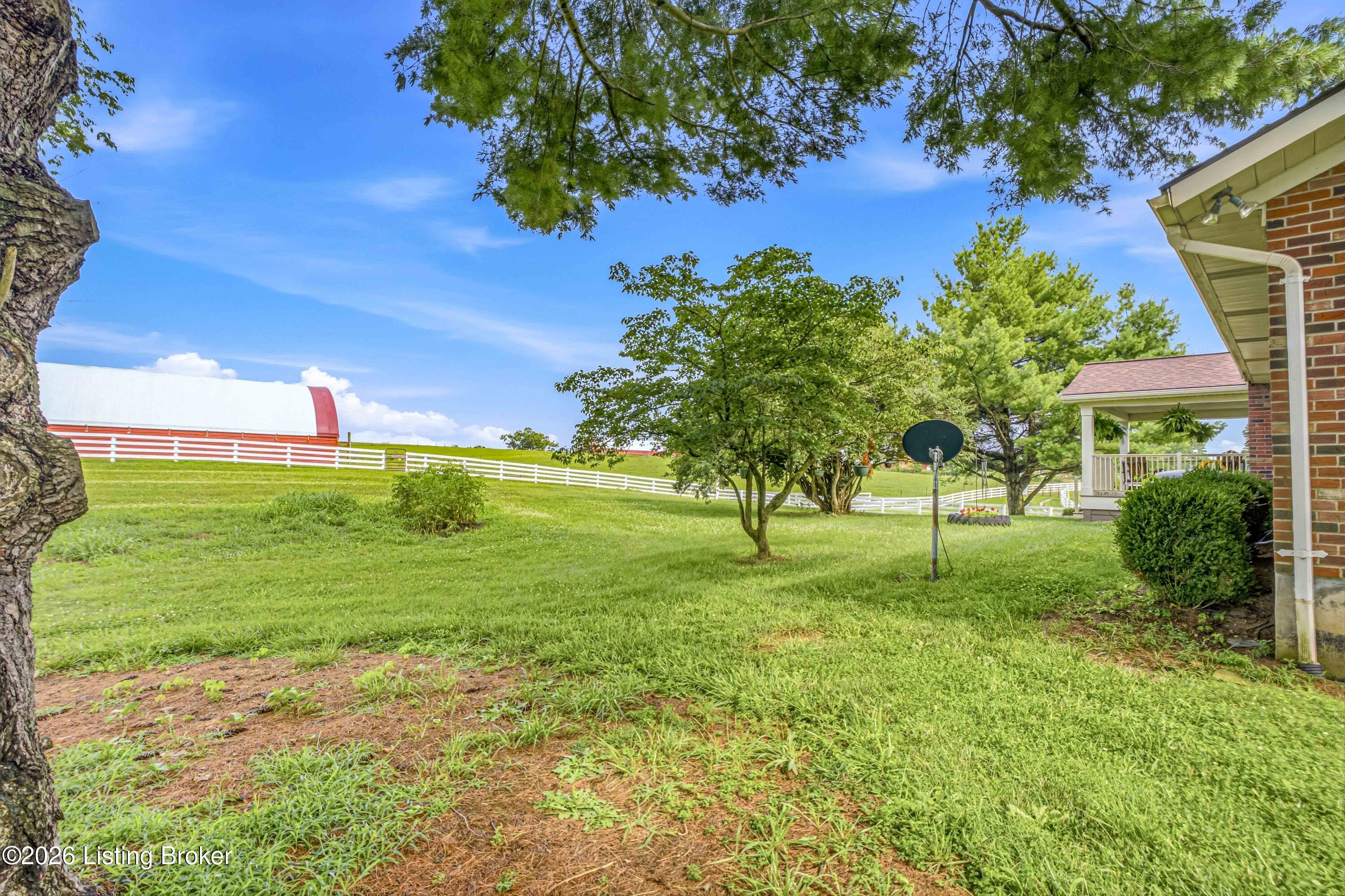 2304 Eminence Rd Property Photo 65