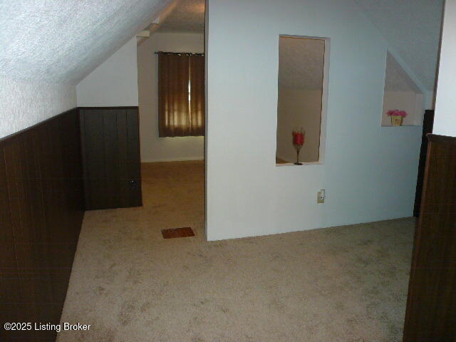 1411 Falcon Dr Property Photo 18