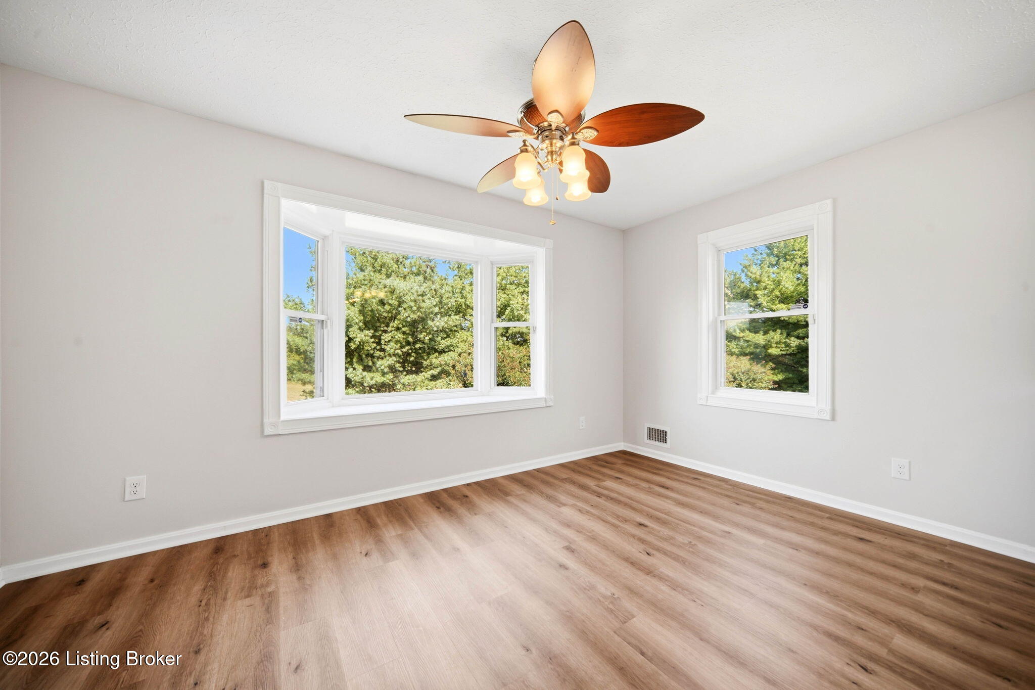 3751 Meadowbrook Ln Property Photo 13