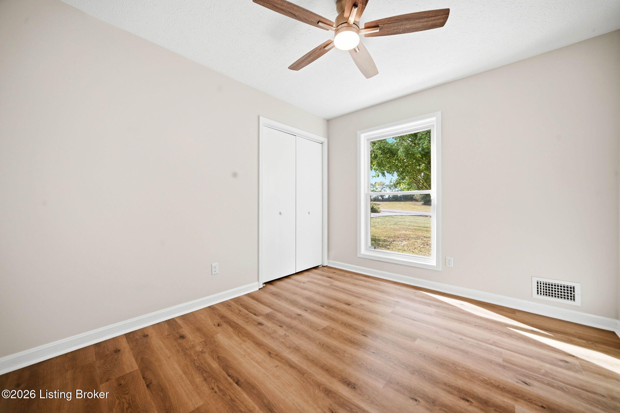 3751 Meadowbrook Ln Property Photo 24