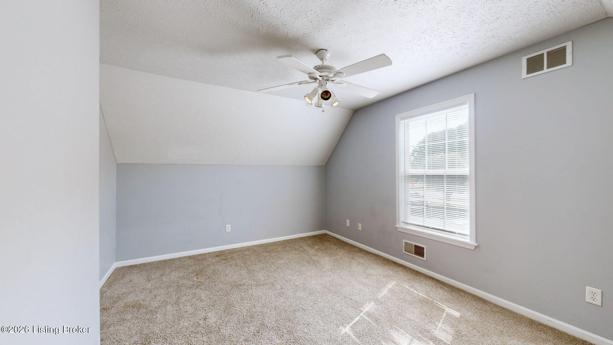 6815 Currington Cir Property Photo 16