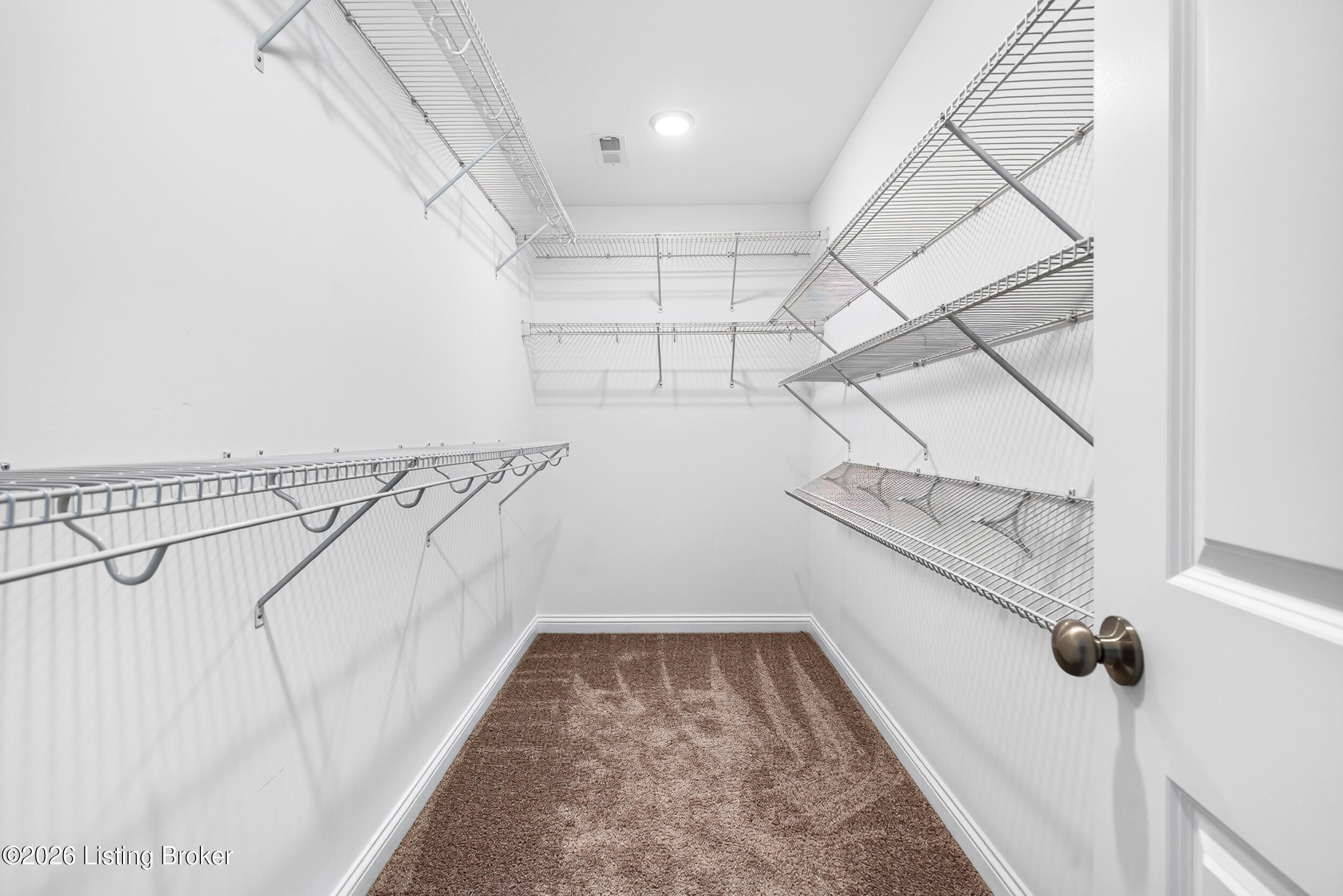 6713 Eagle Wood Dr Property Photo 17