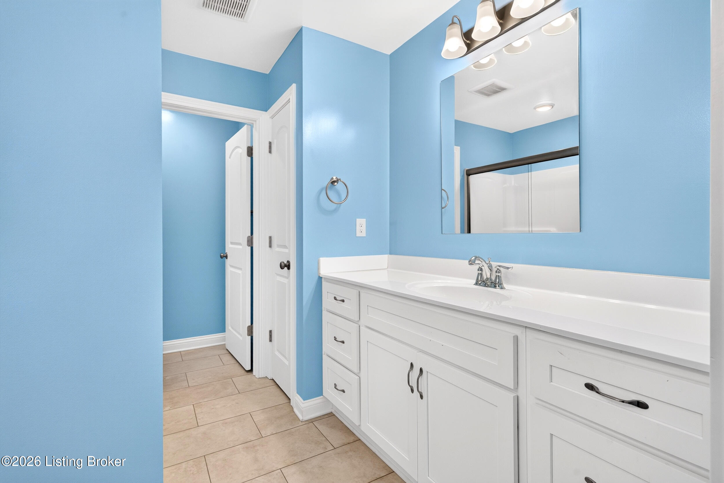 6713 Eagle Wood Dr Property Photo 18