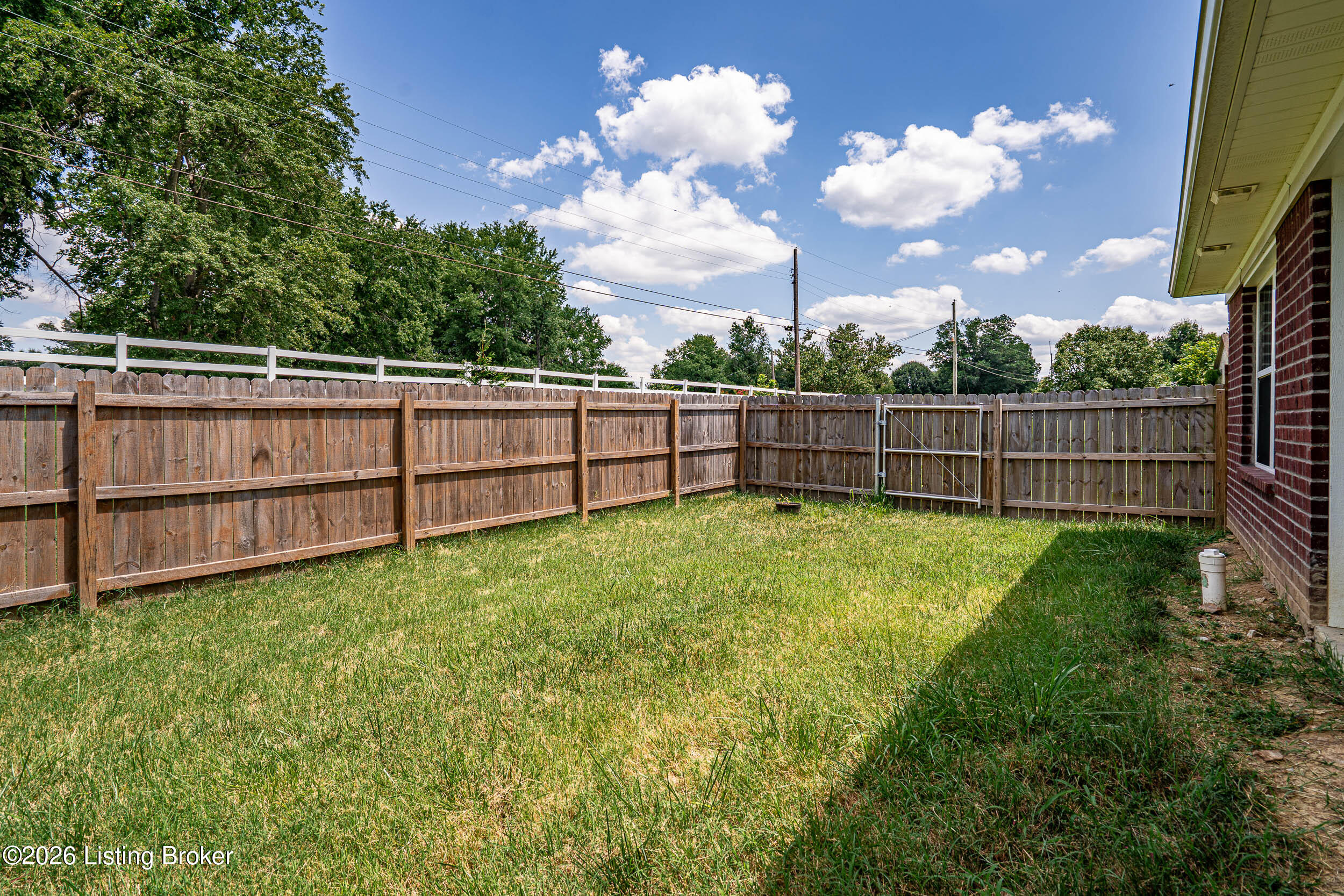 6713 Eagle Wood Dr Property Photo 30