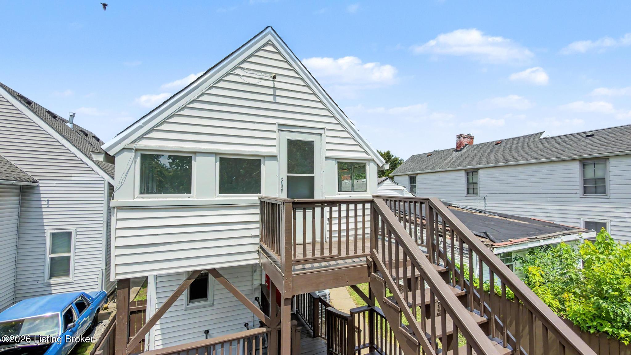 3118 Bank St Property Photo 48