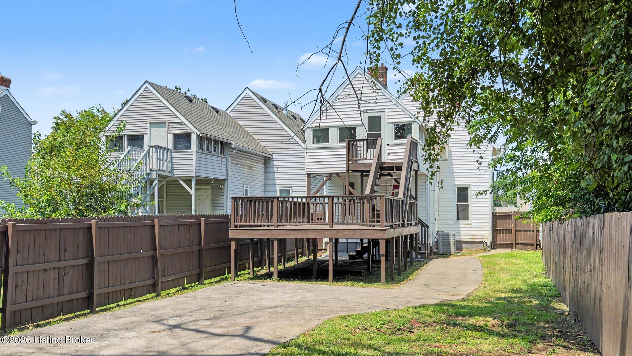 3118 Bank St Property Photo 51