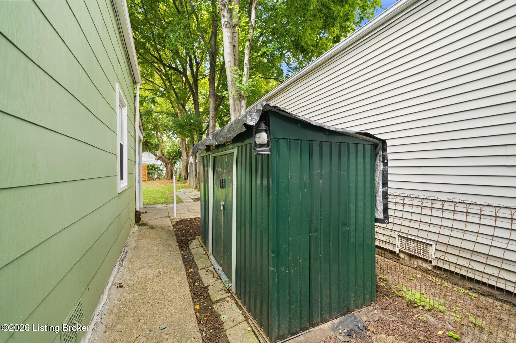 703 W Evelyn Ave Property Photo 13