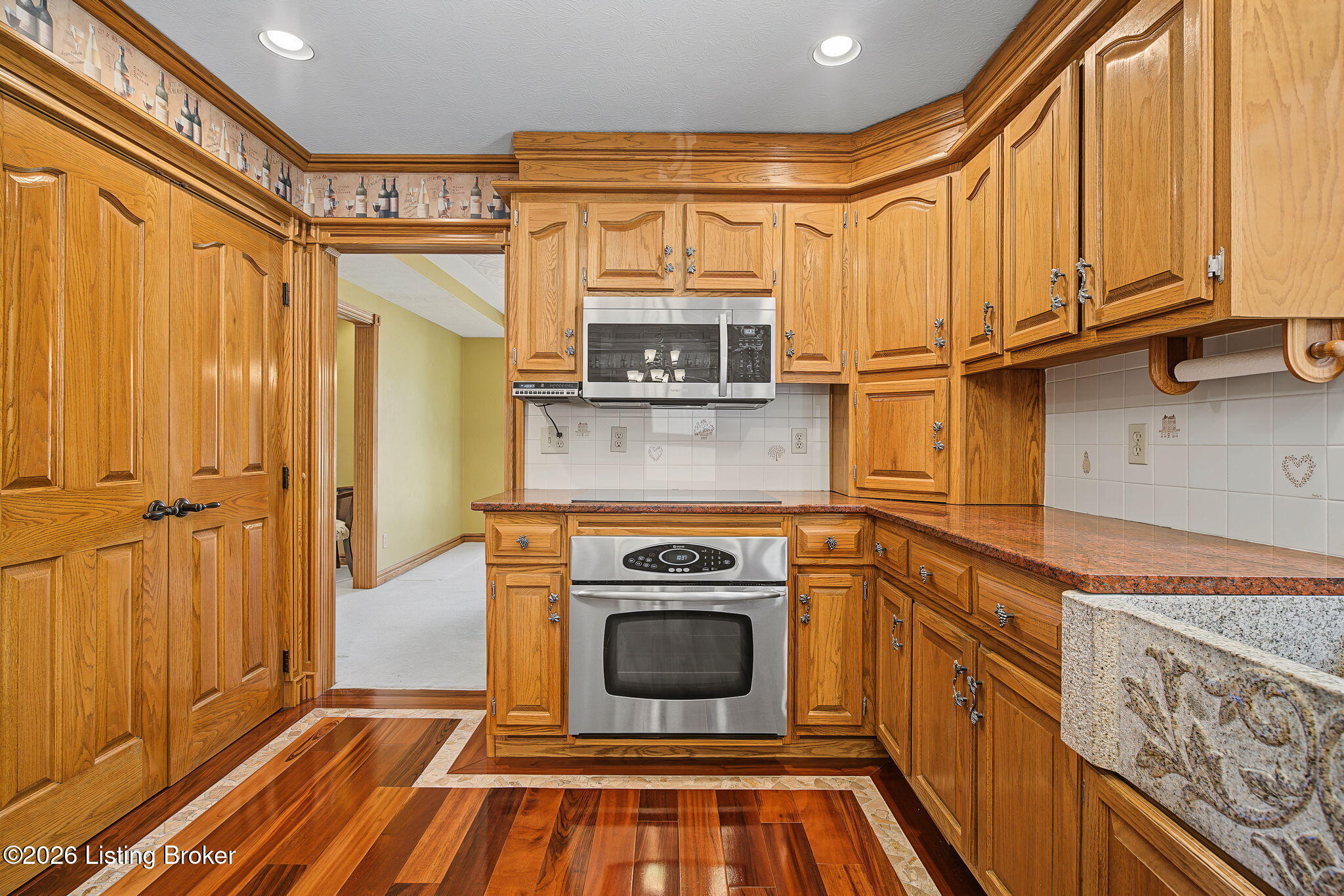 8800 Timberline Dr Property Photo 18