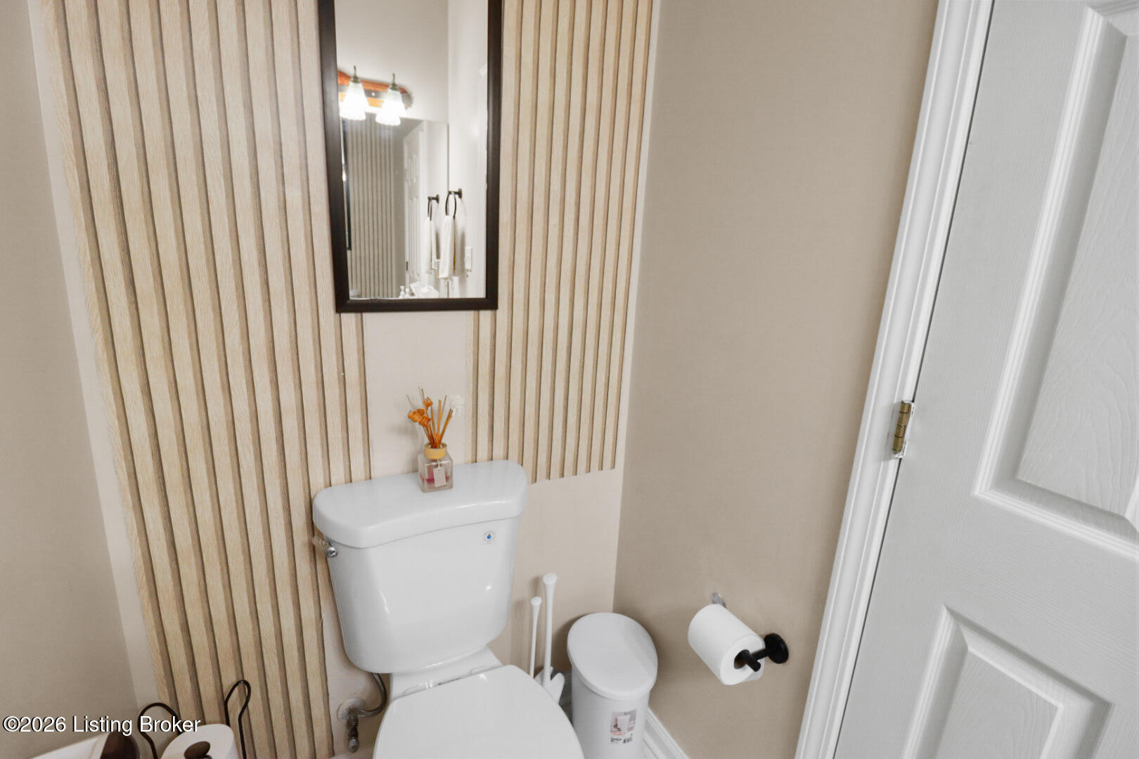 1703 Stratton Ct Property Photo 10
