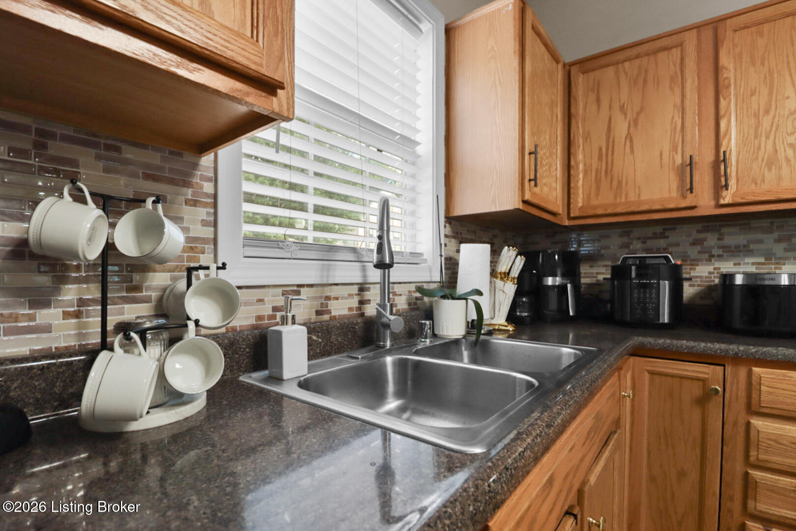 1703 Stratton Ct Property Photo 24