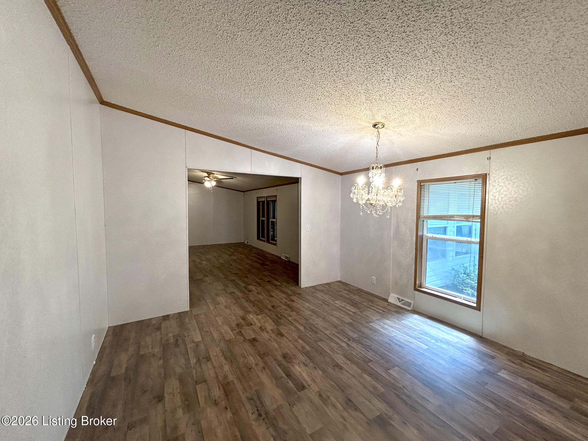 752 Williams Ln Property Photo 4