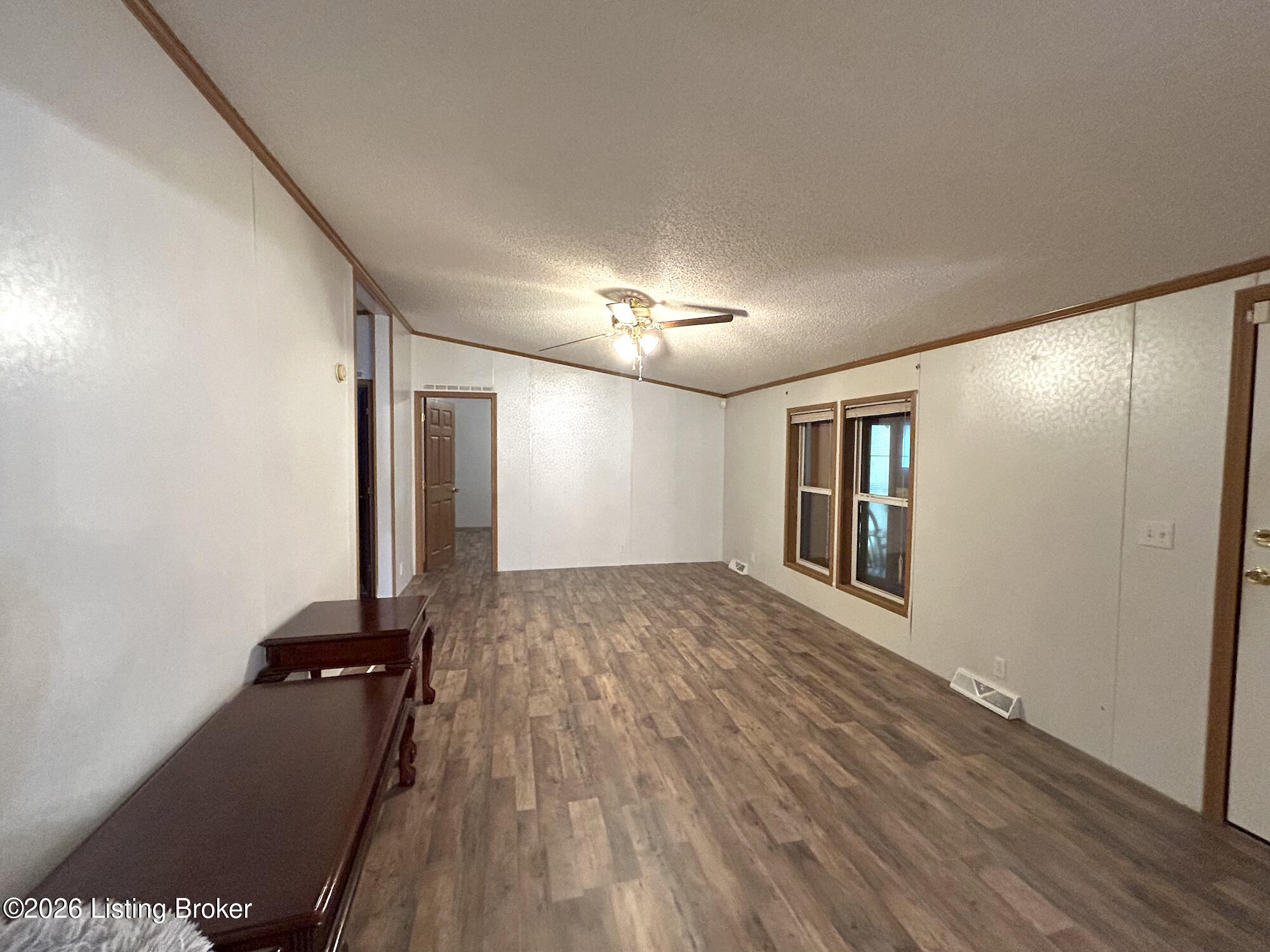 752 Williams Ln Property Photo 5