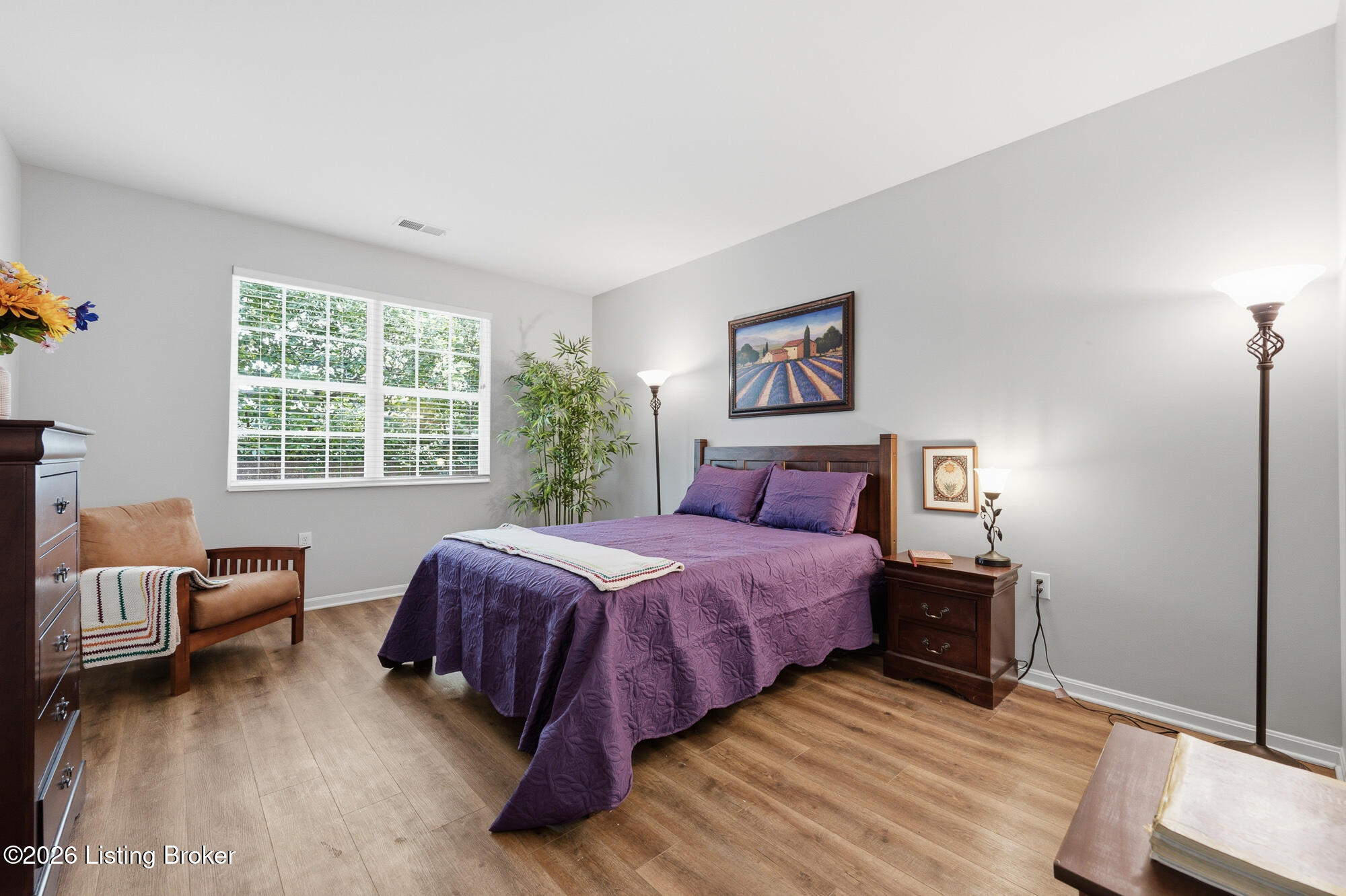 5000 Merton Square Property Photo 15