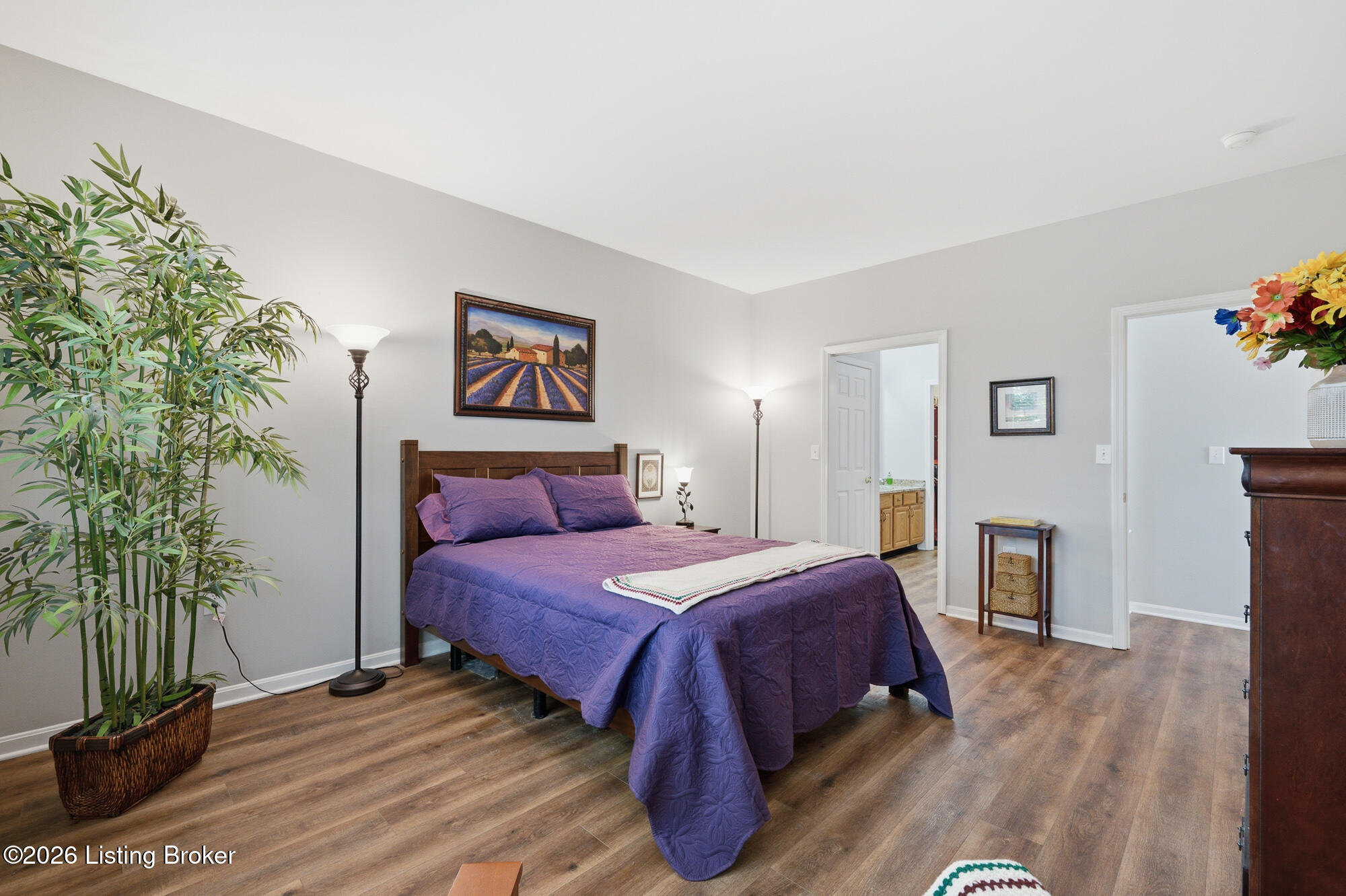 5000 Merton Square Property Photo 16