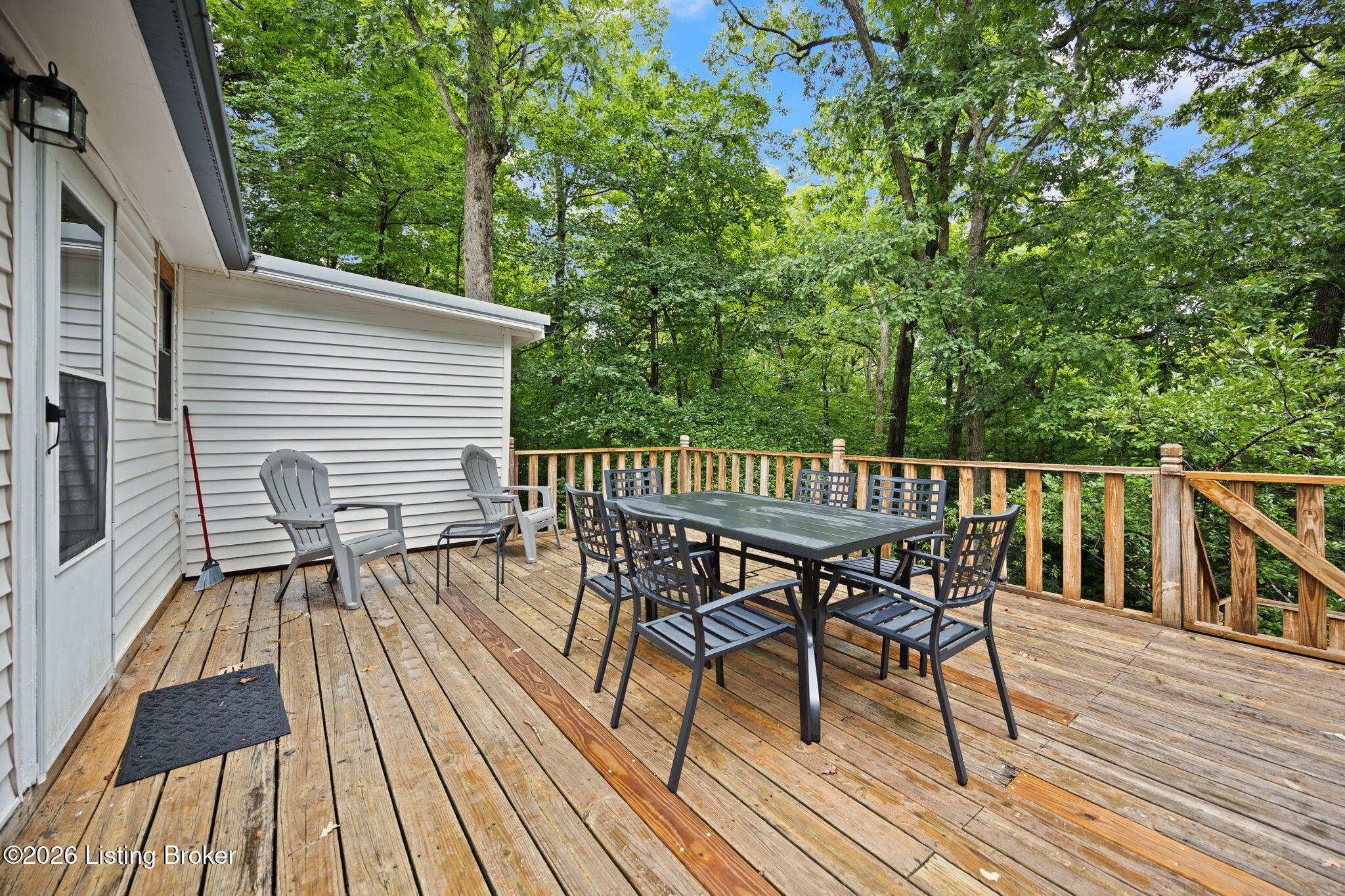 318 Woodland Dr Property Photo 6
