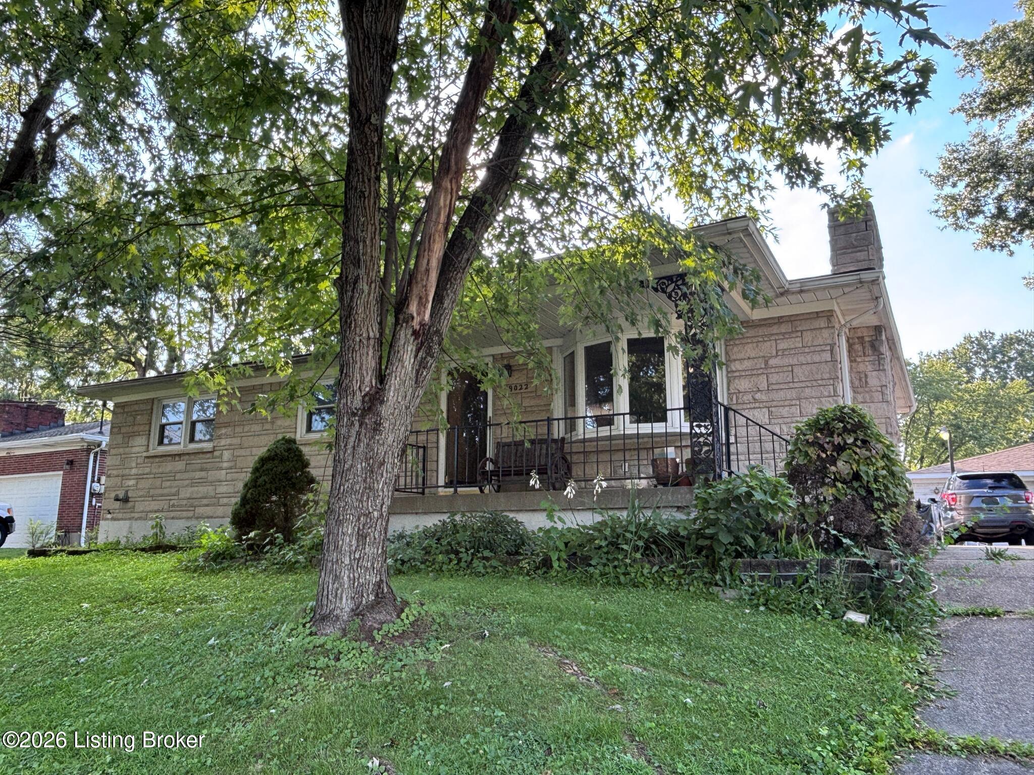 9022 Wanlou Dr Property Photo 1