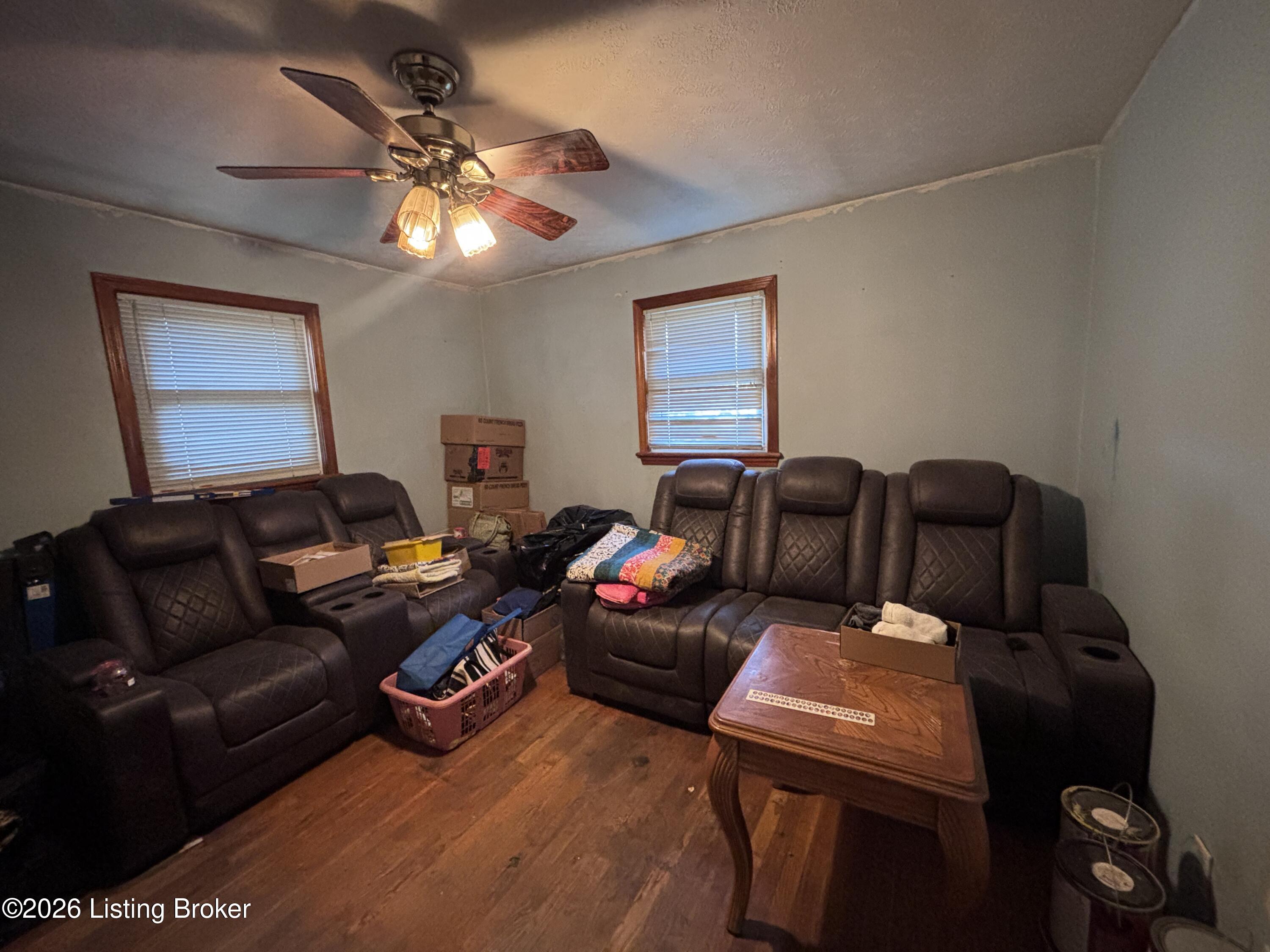 9022 Wanlou Dr Property Photo 15