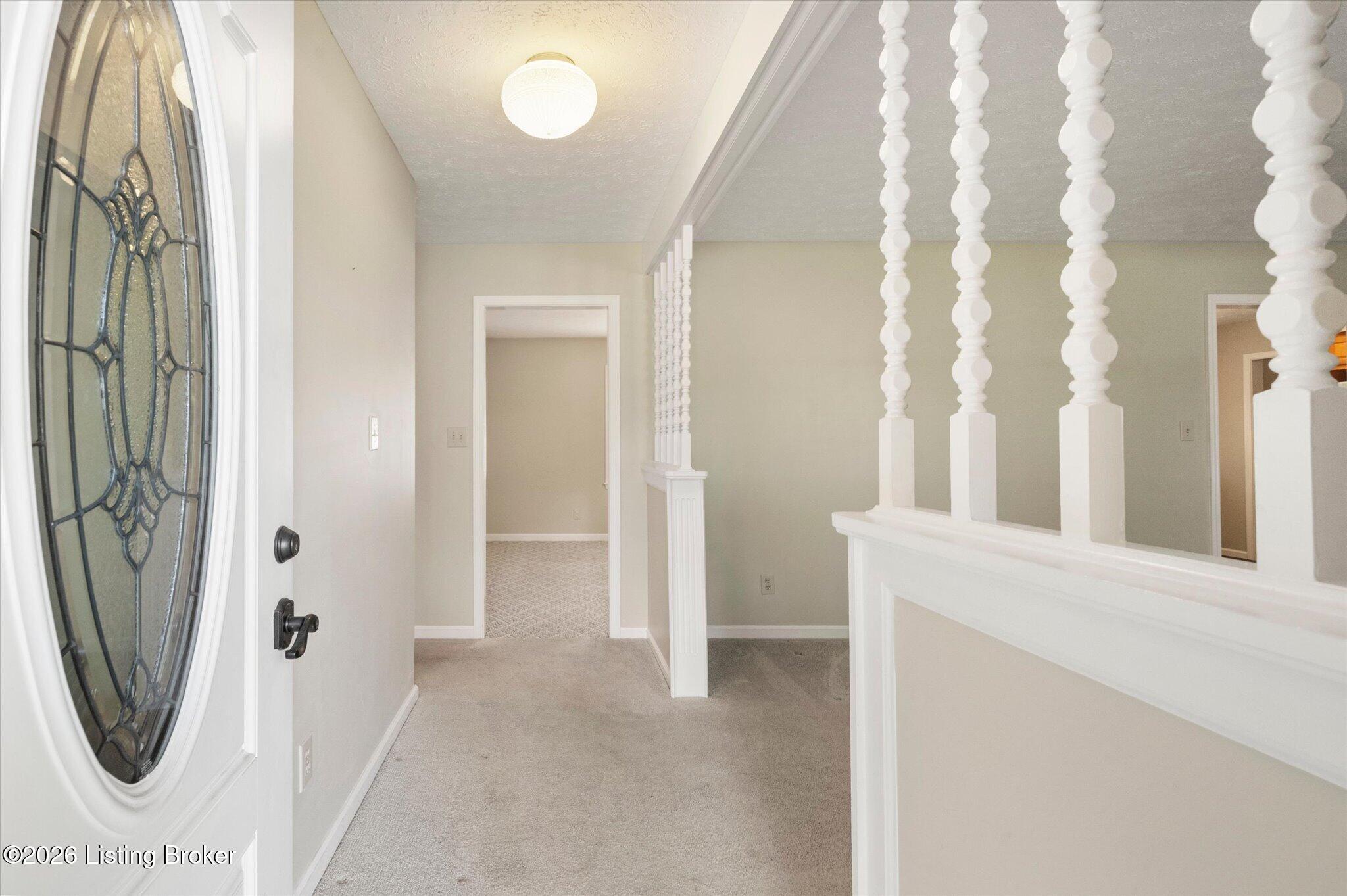 52 College Ct Property Photo 13