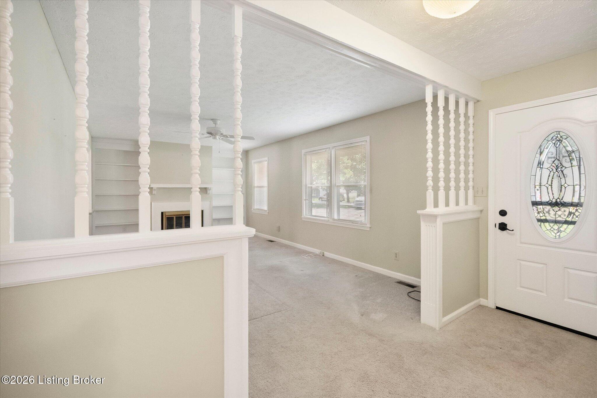 52 College Ct Property Photo 15