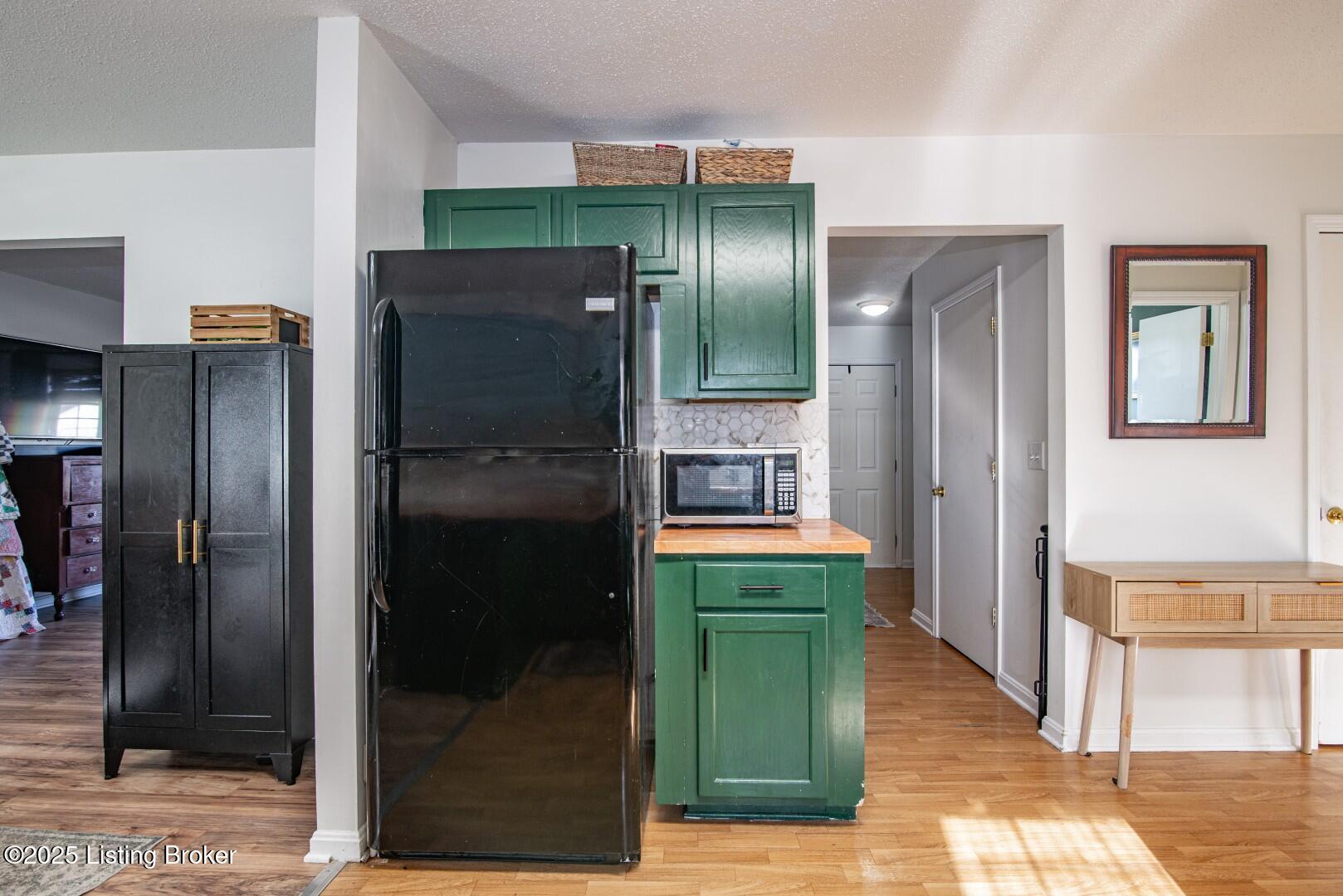 1226 Eastern St Property Photo 16