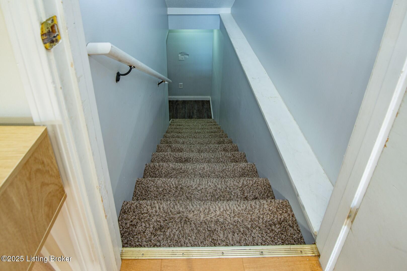 1226 Eastern St Property Photo 31