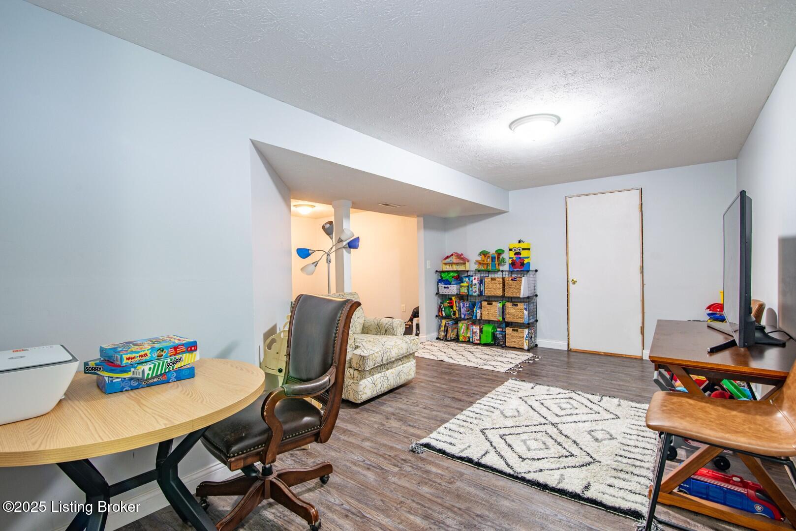 1226 Eastern St Property Photo 32