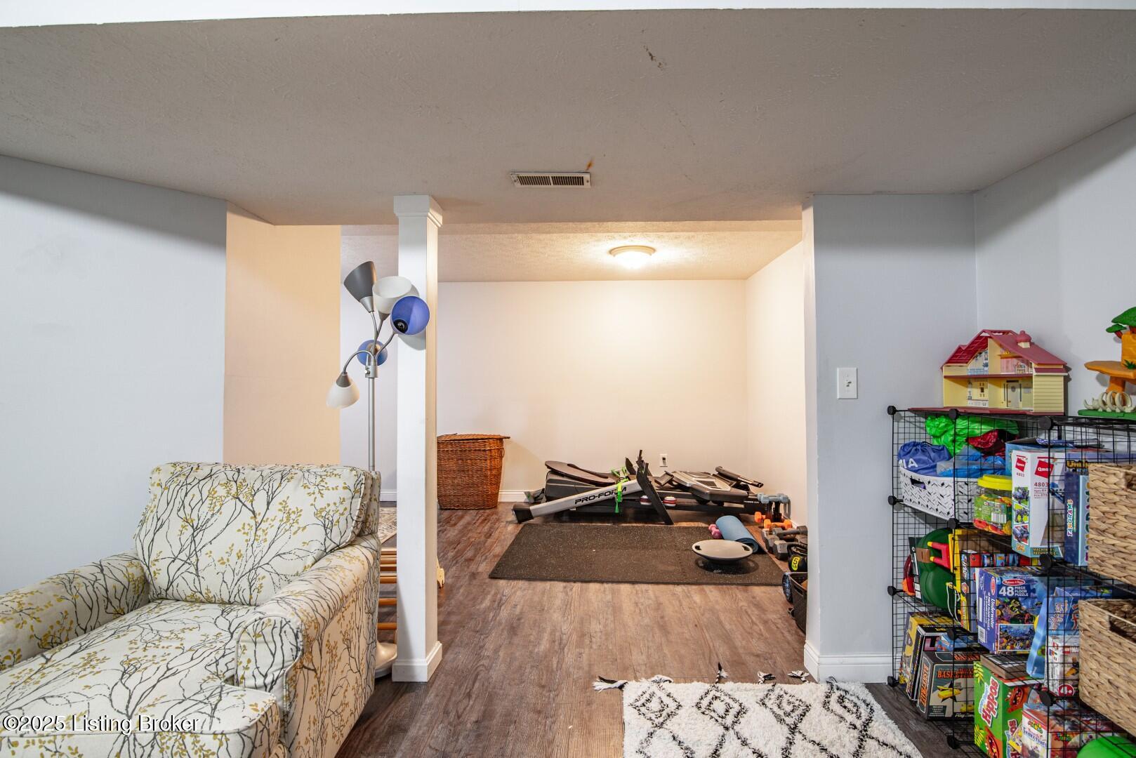 1226 Eastern St Property Photo 34