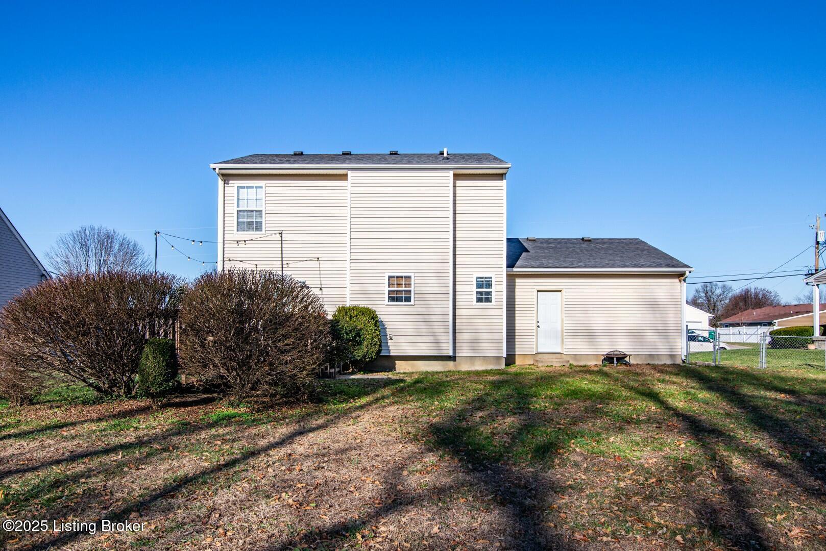 1226 Eastern St Property Photo 37