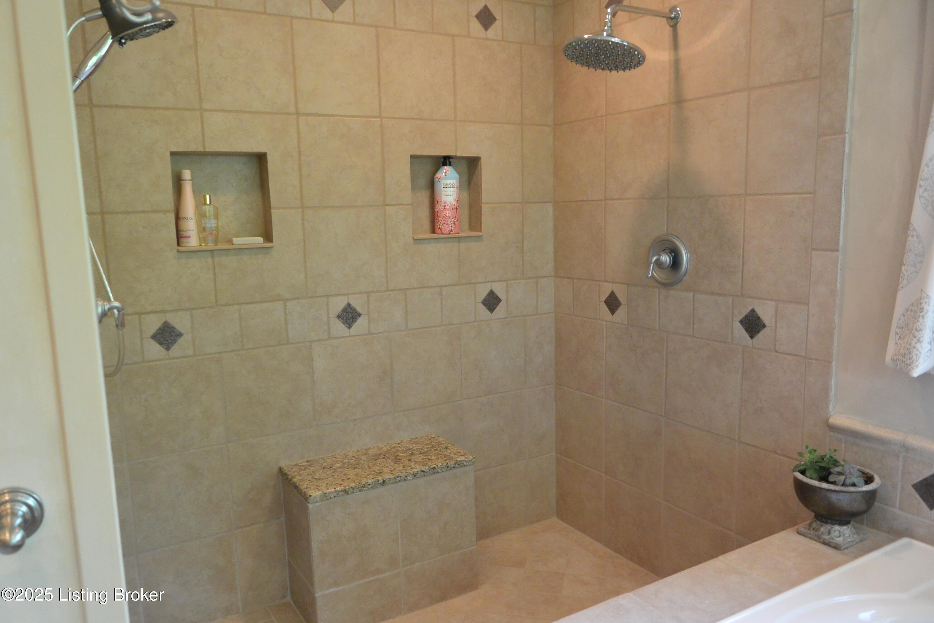 1464 E. Sanders Ln Property Photo 21