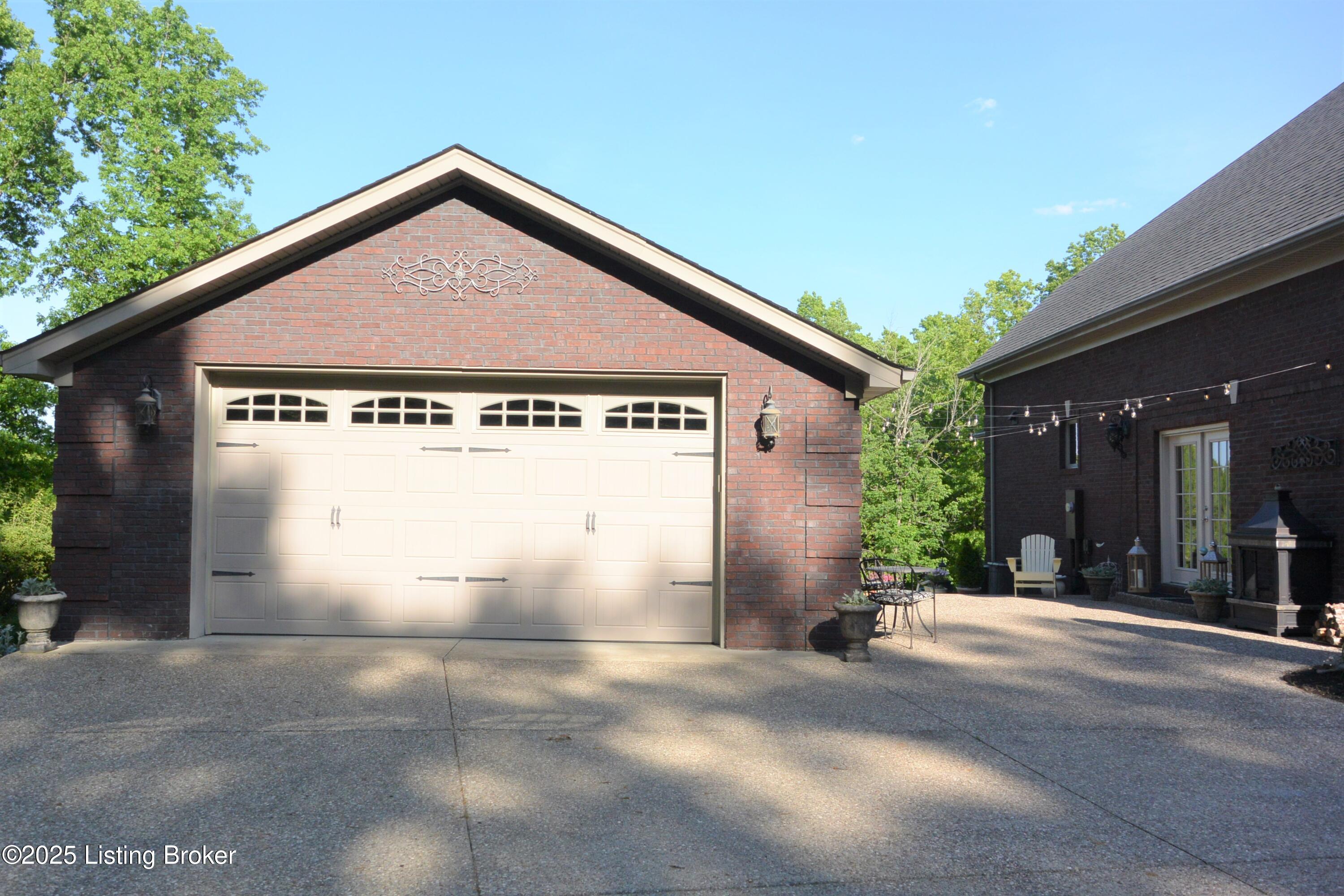 1464 E. Sanders Ln Property Photo 43