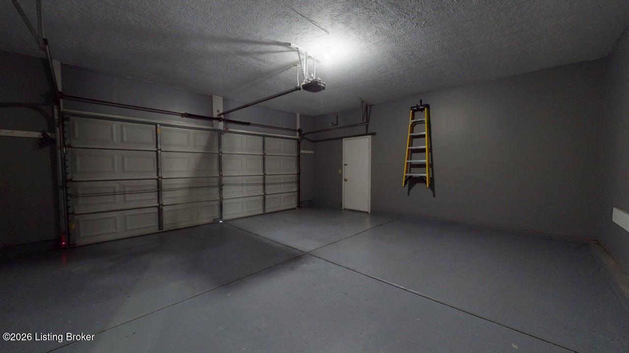 409 College View Dr Property Photo 23