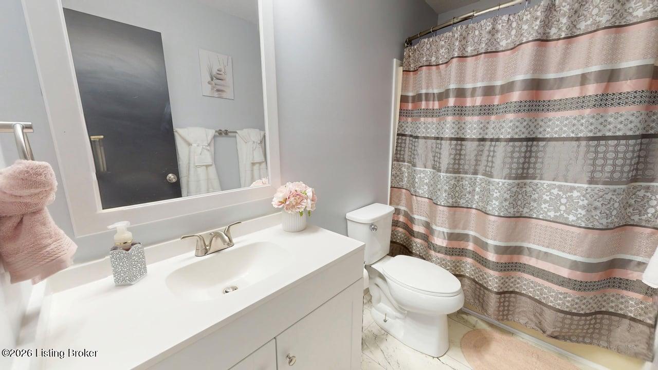 409 College View Dr Property Photo 31
