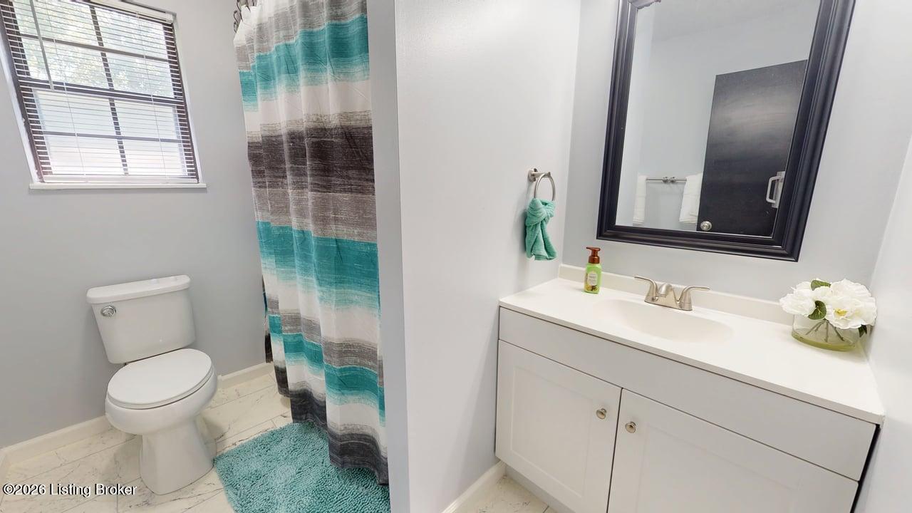 409 College View Dr Property Photo 32