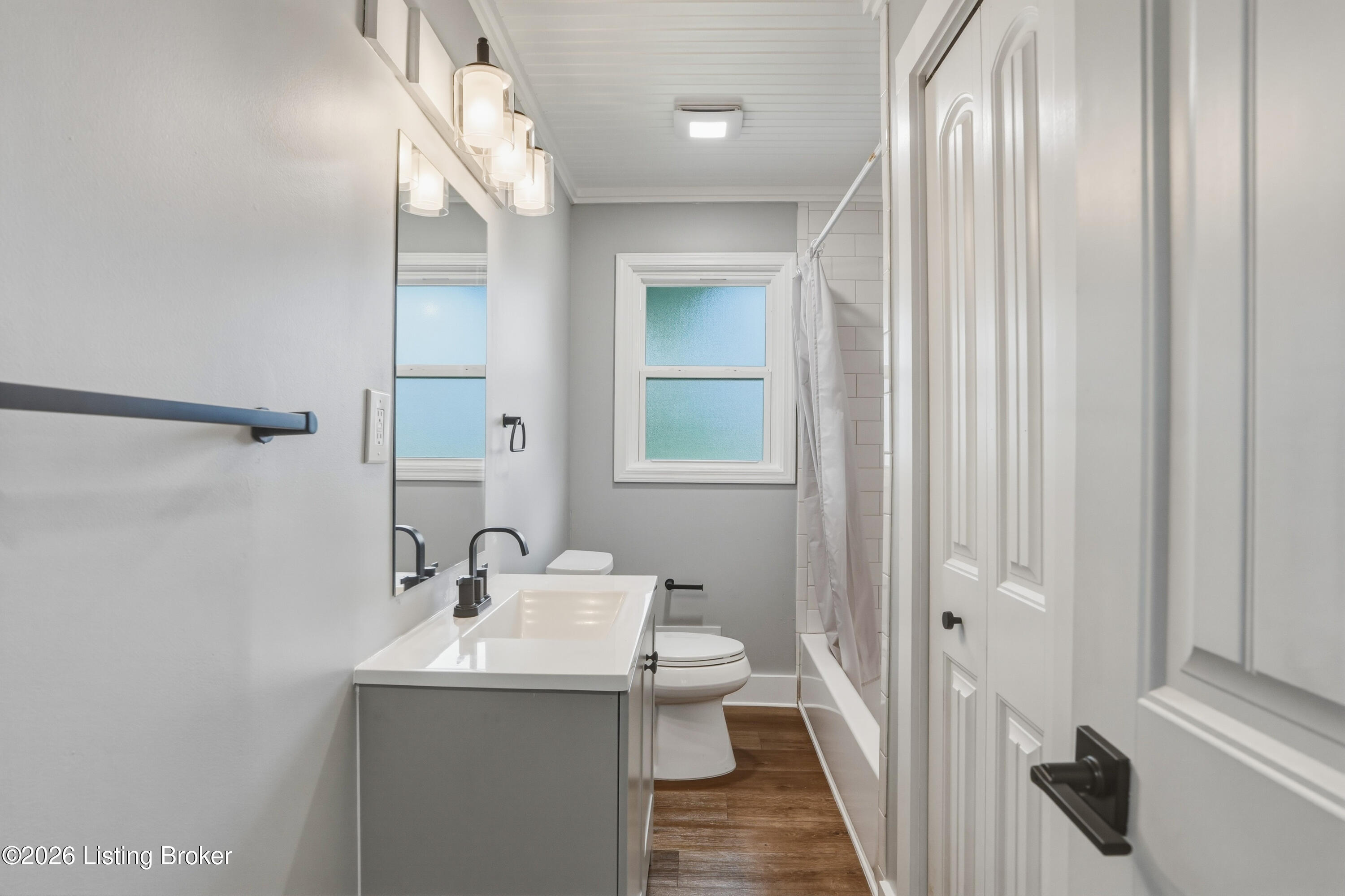 10816 Beatrice Way Property Photo 16