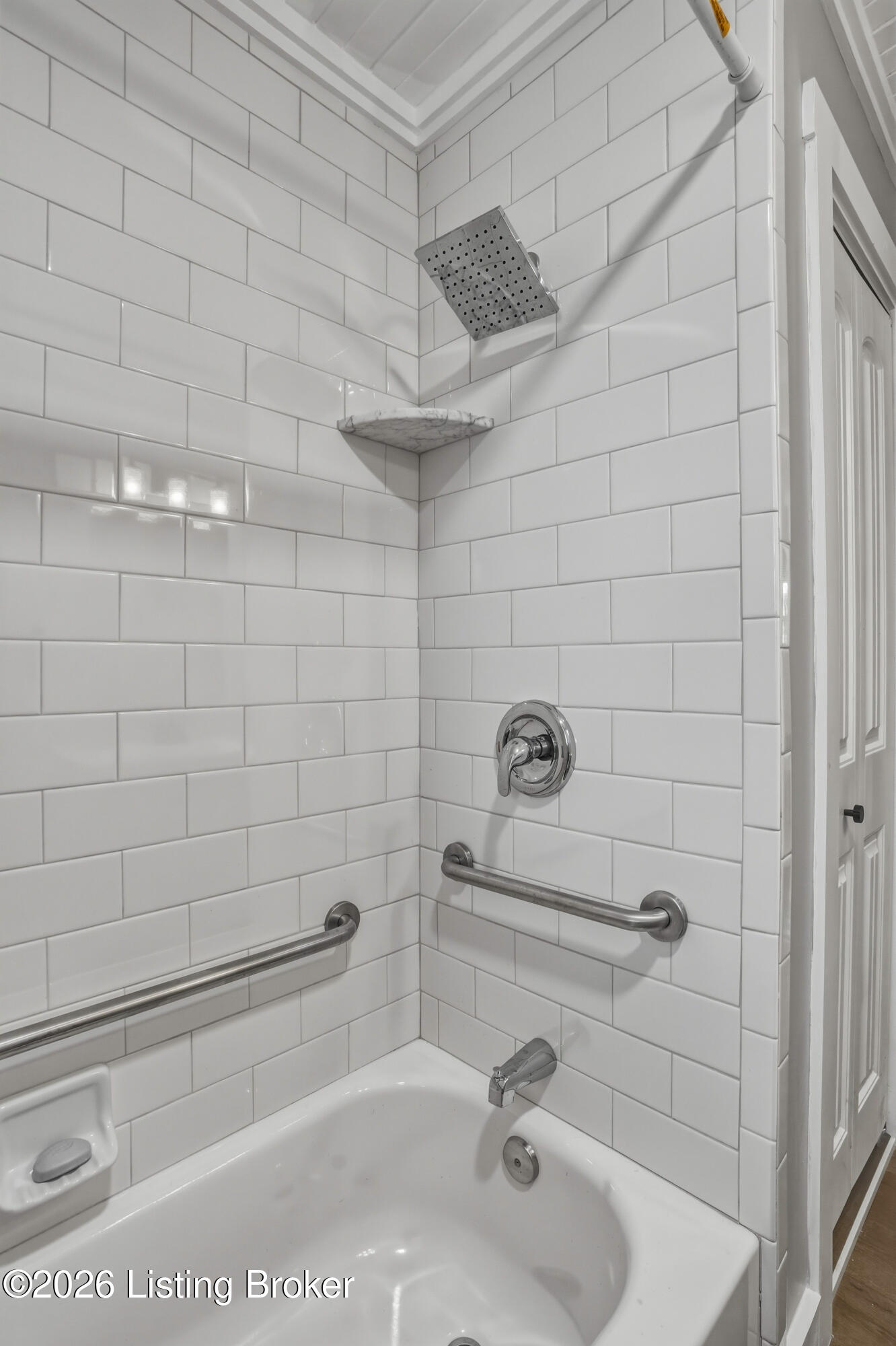 10816 Beatrice Way Property Photo 18