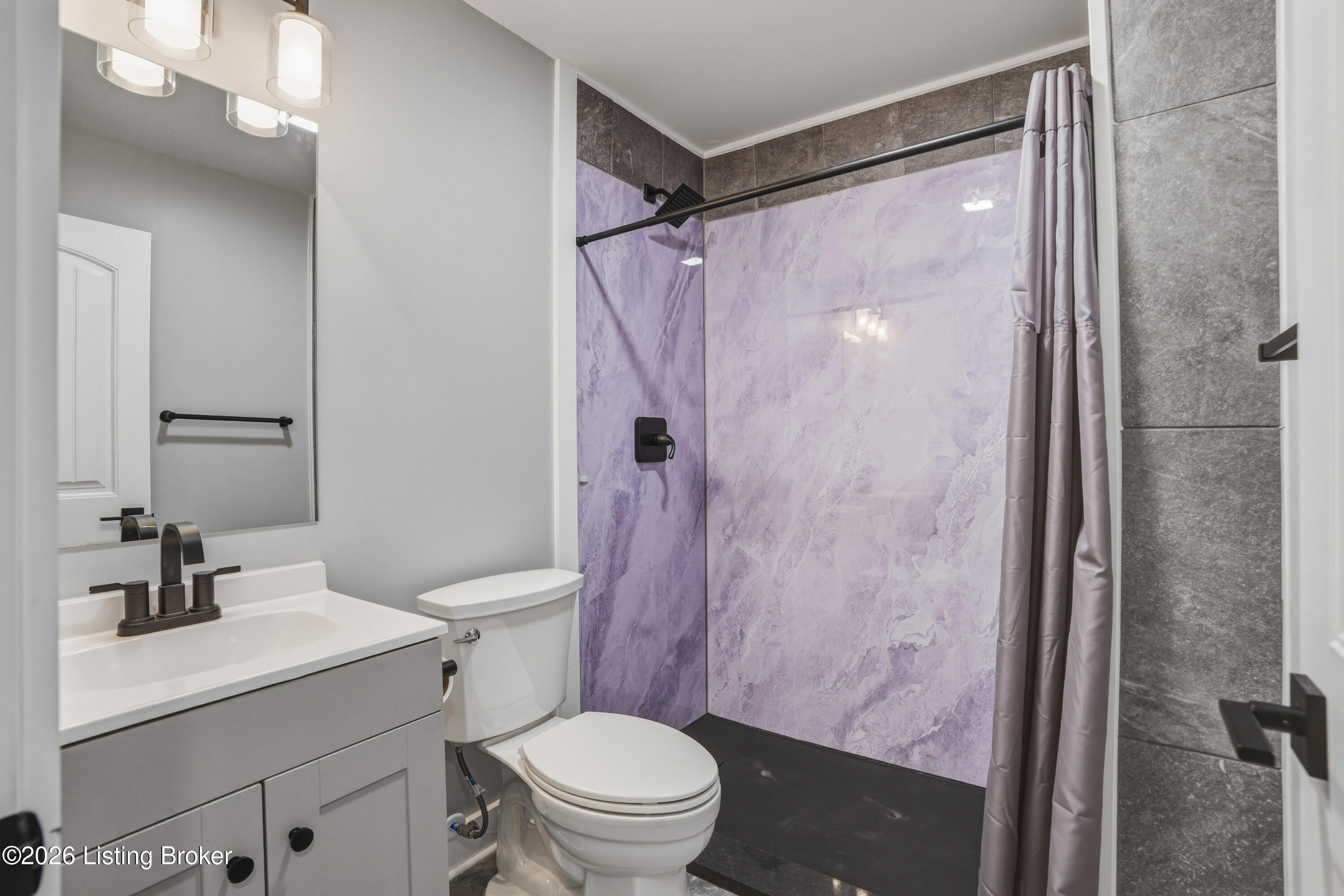 10816 Beatrice Way Property Photo 26