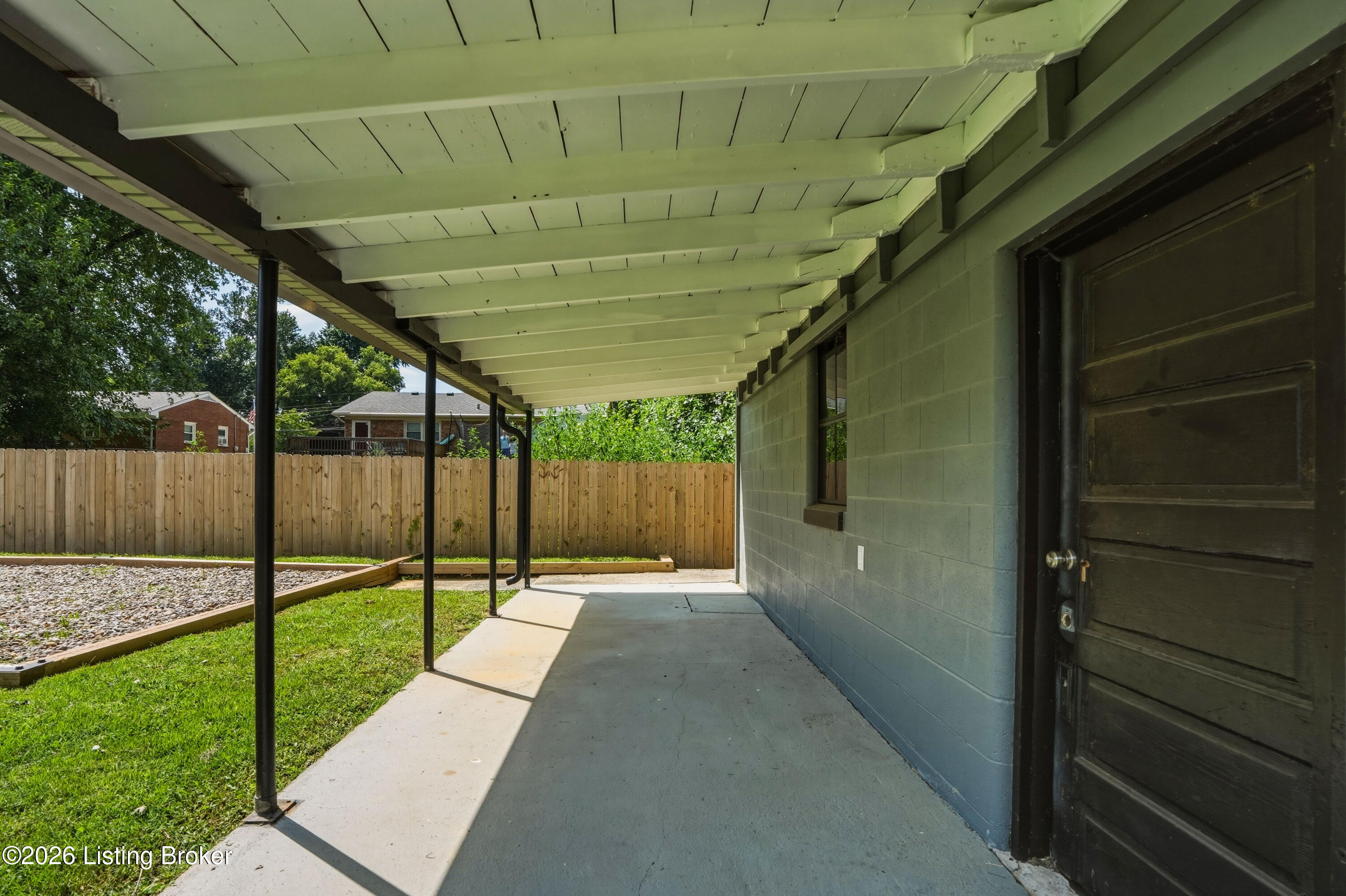10816 Beatrice Way Property Photo 34