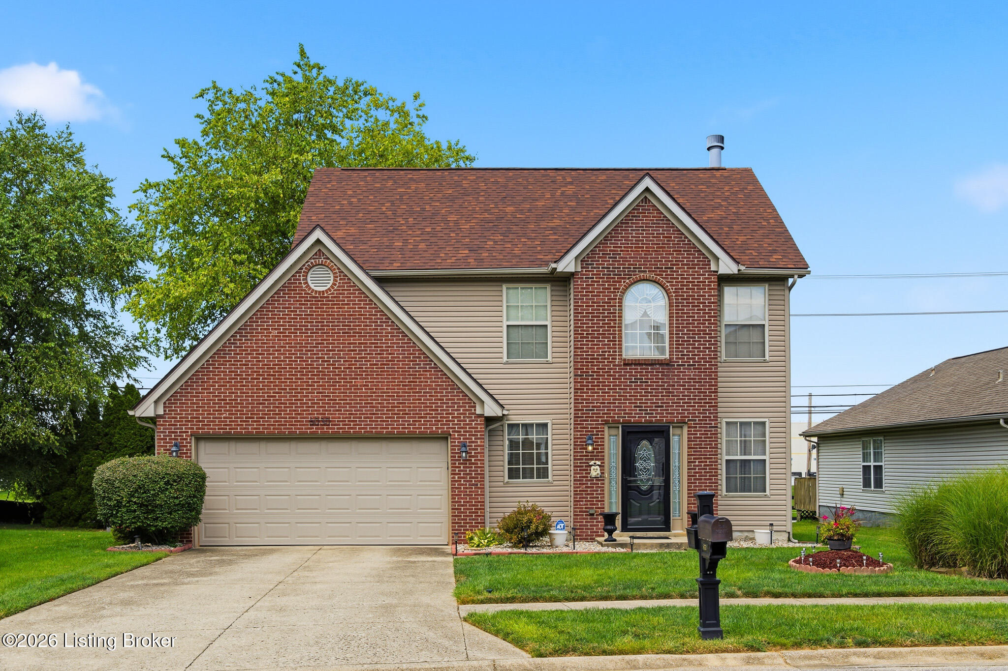 6030 Woodhaven Pl Cir Property Photo 1
