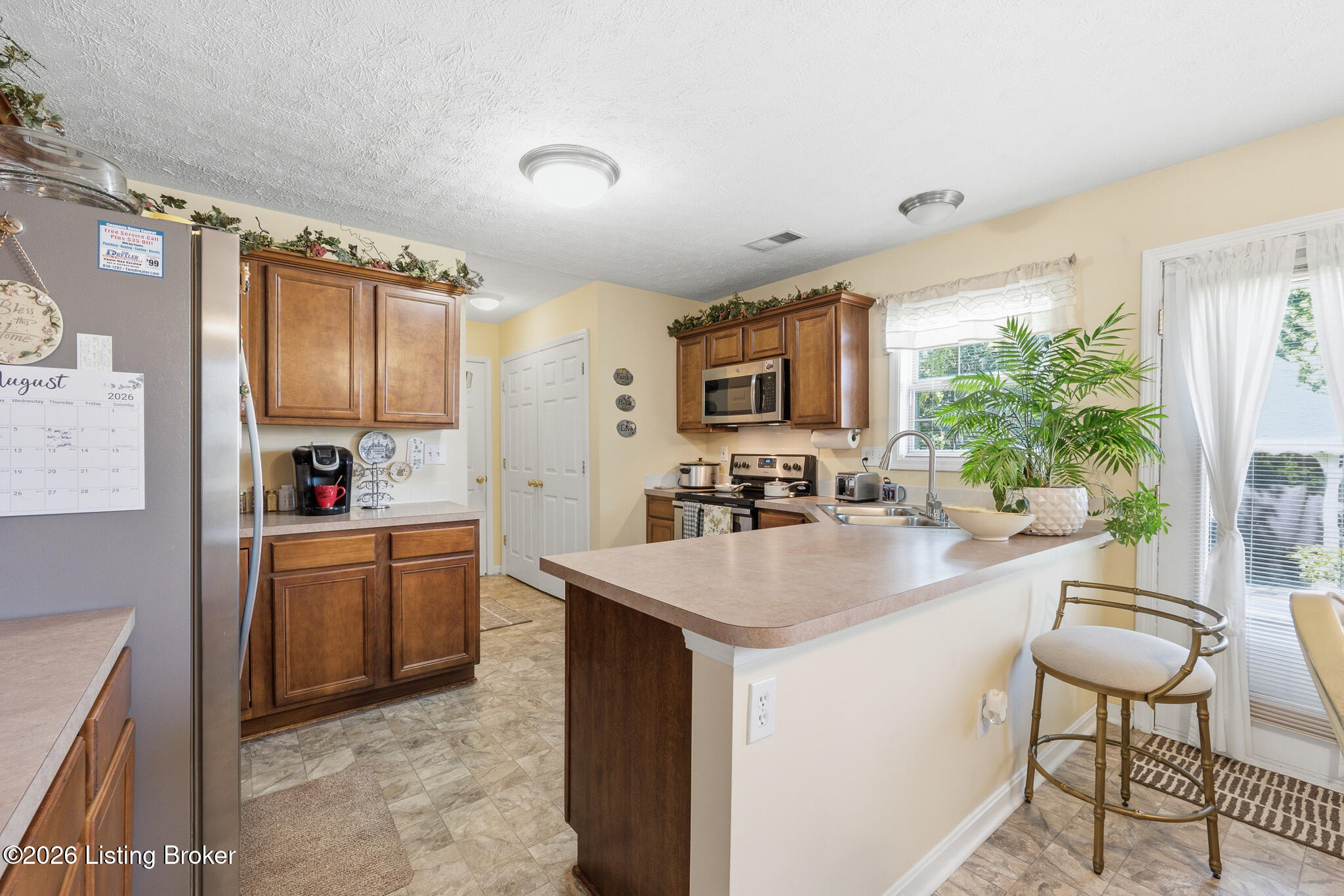 6030 Woodhaven Pl Cir Property Photo 9