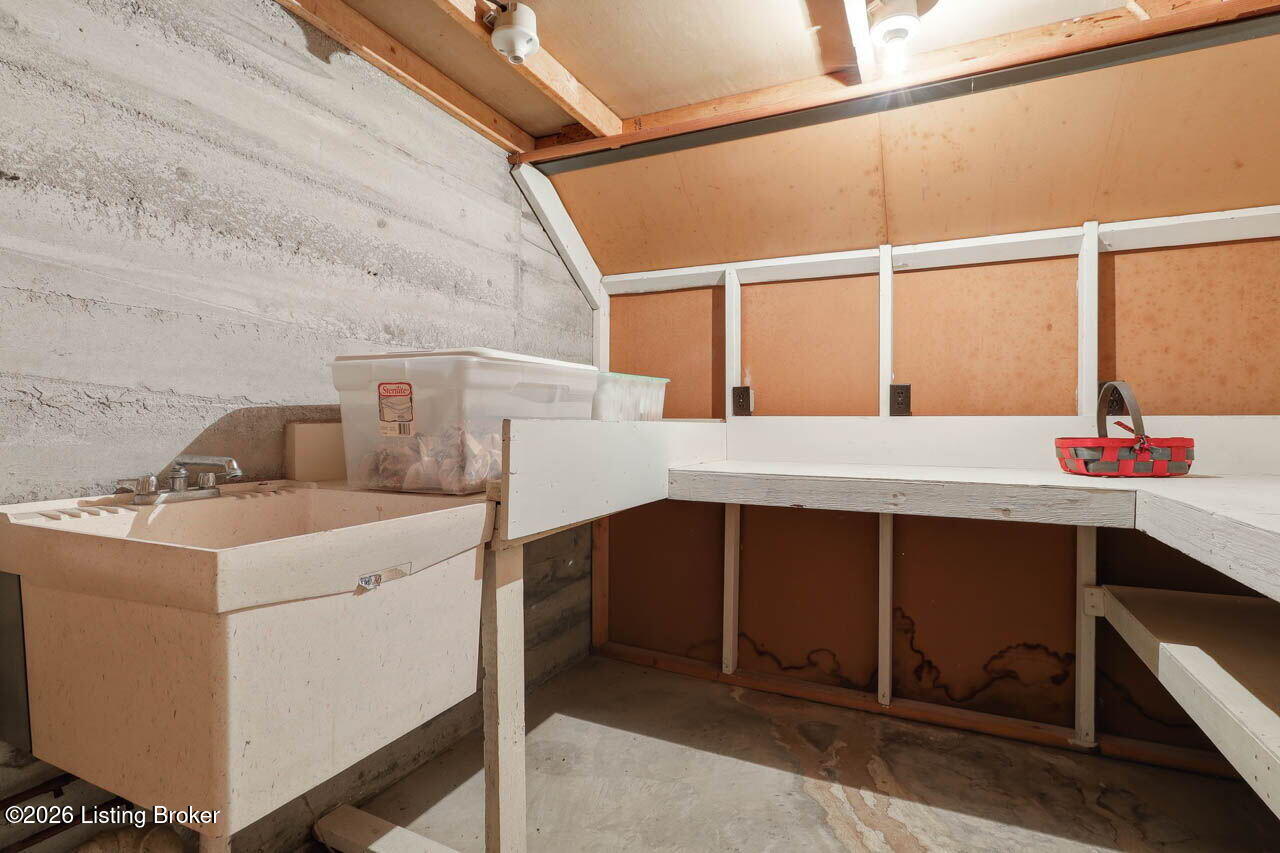 7419 Sunset Ln Property Photo 39