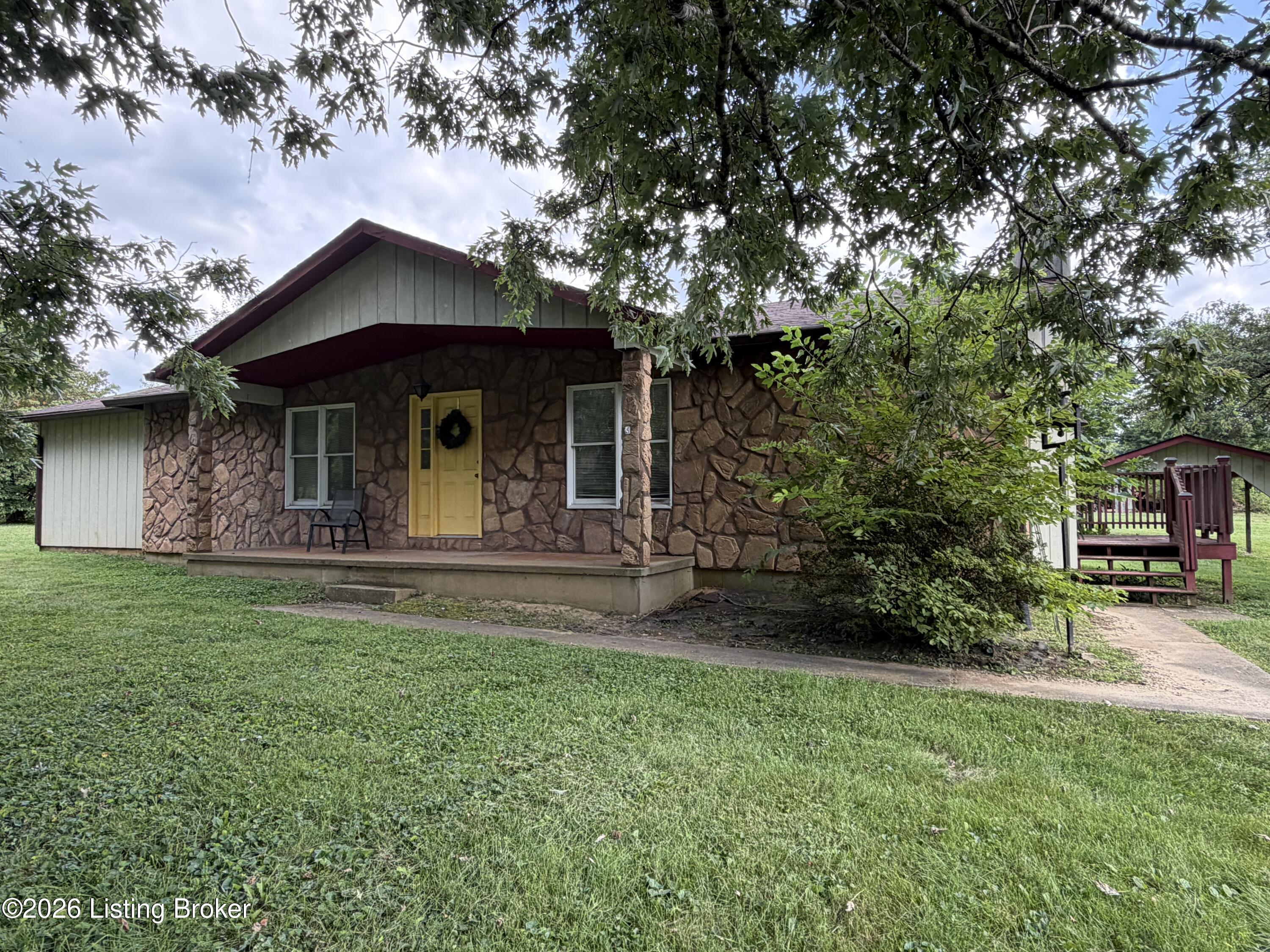 2410 Plum Run Rd Property Photo 1