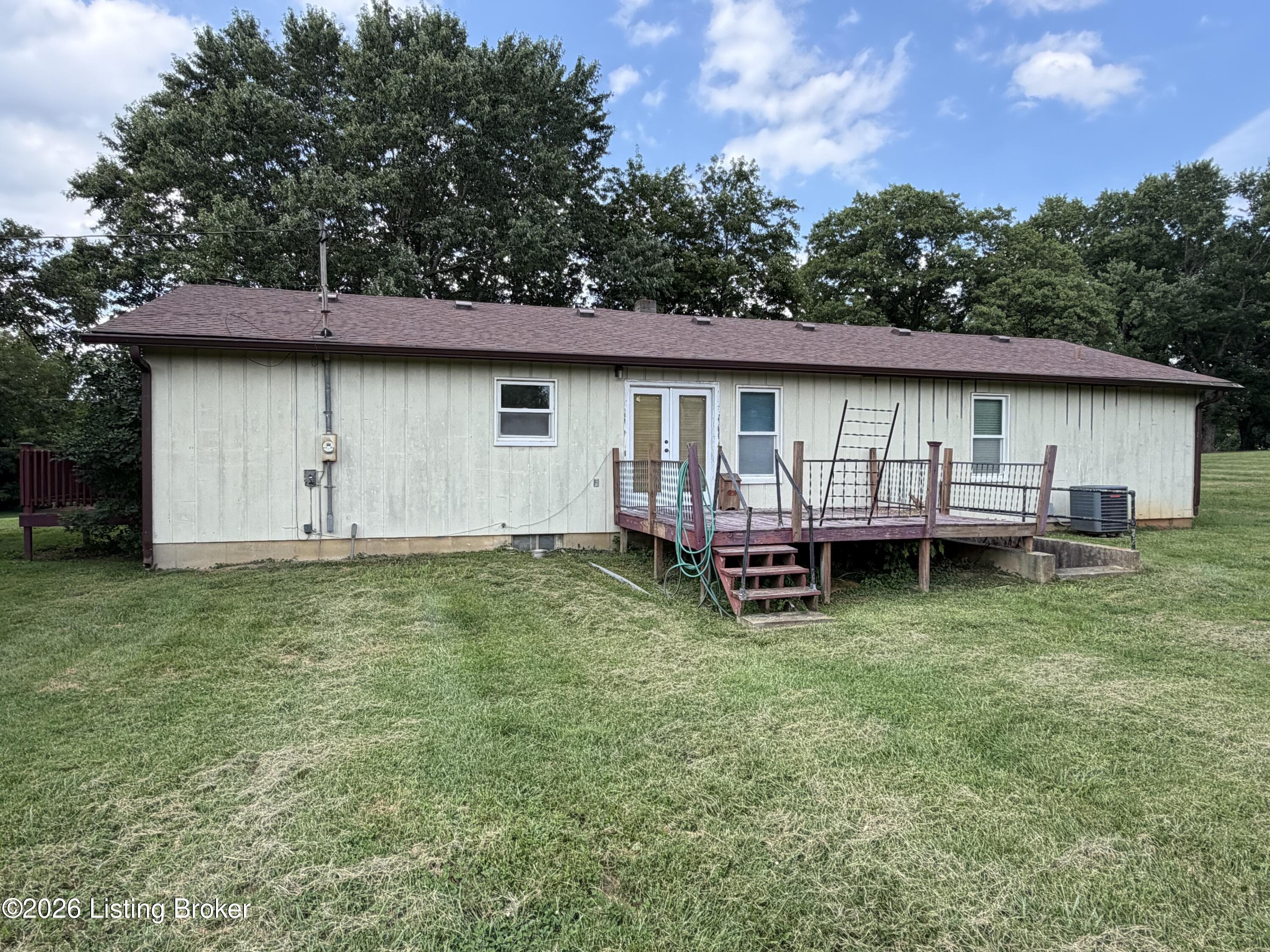 2410 Plum Run Rd Property Photo 17