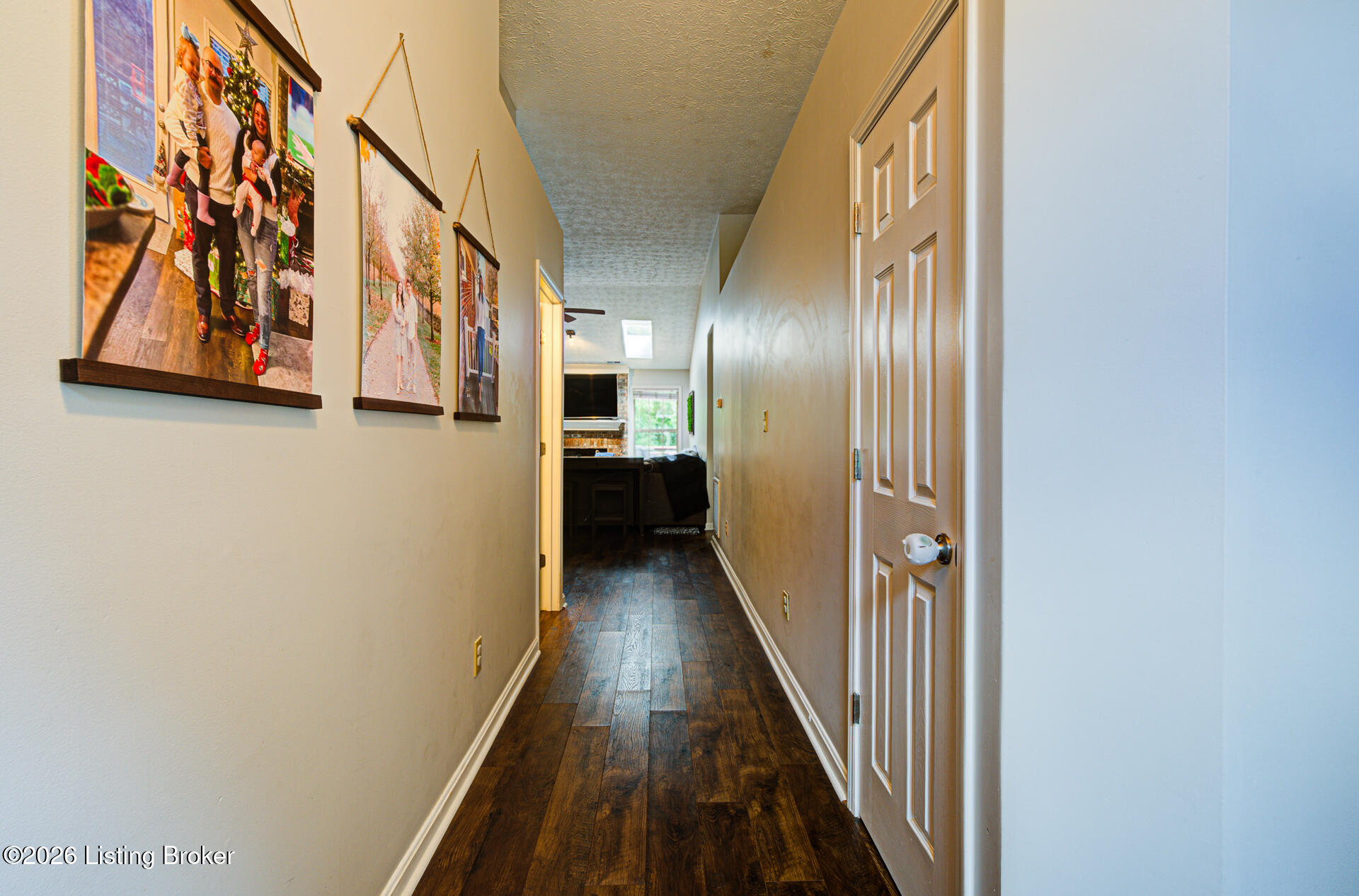 8915 Eli Dr Property Photo 2