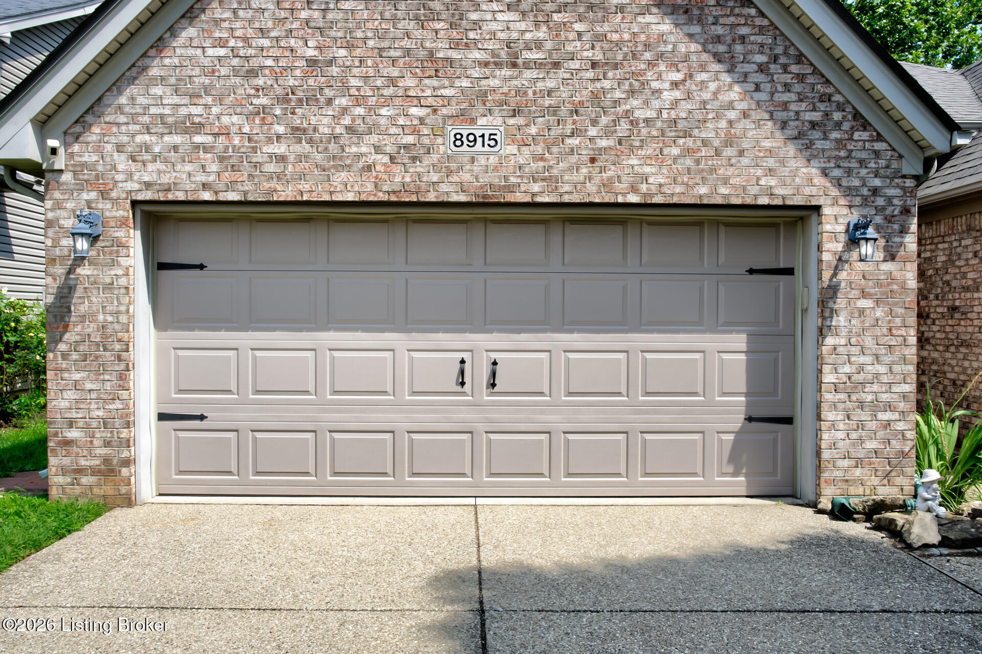 8915 Eli Dr Property Photo 35