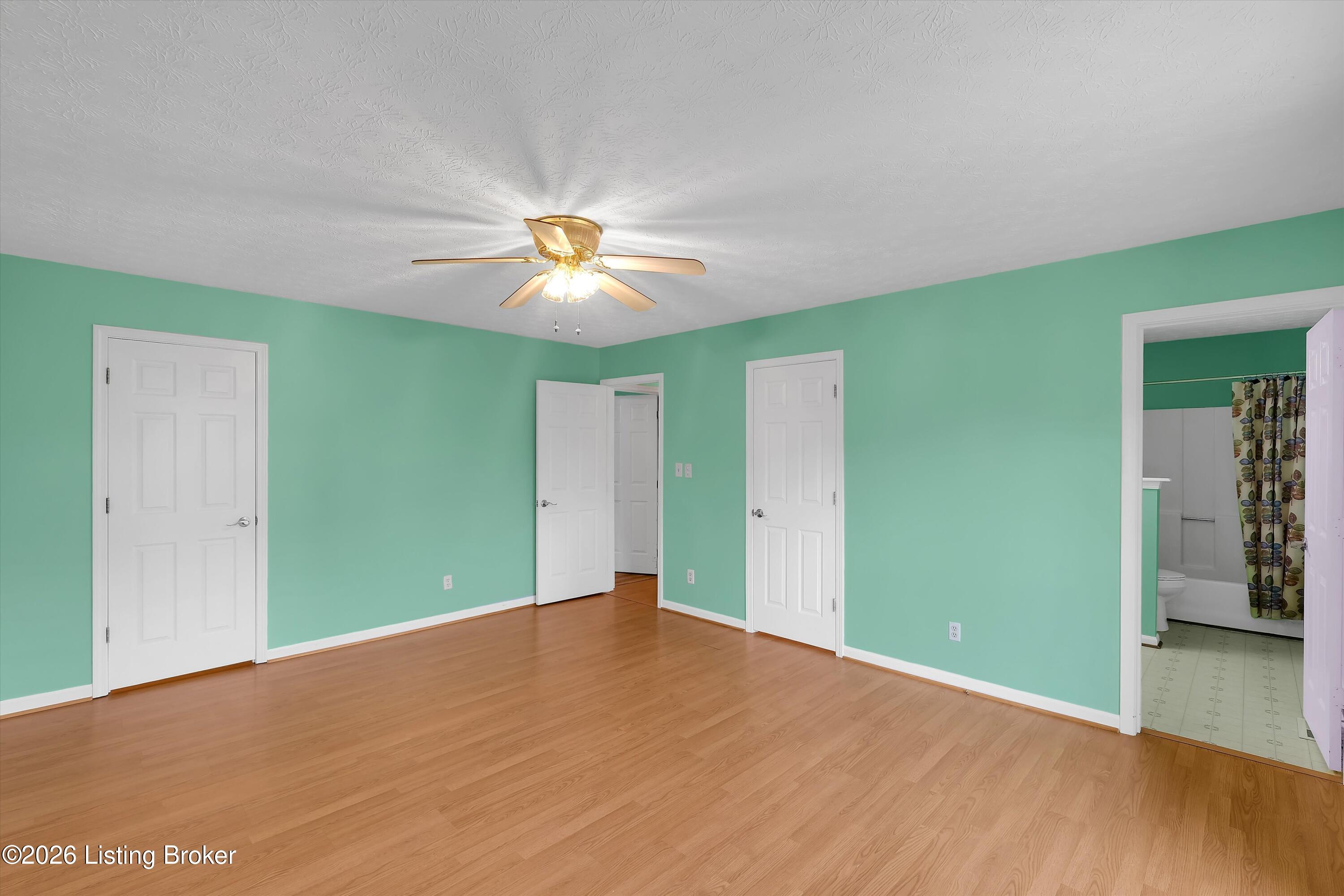 1711 Crestview Dr Property Photo 11
