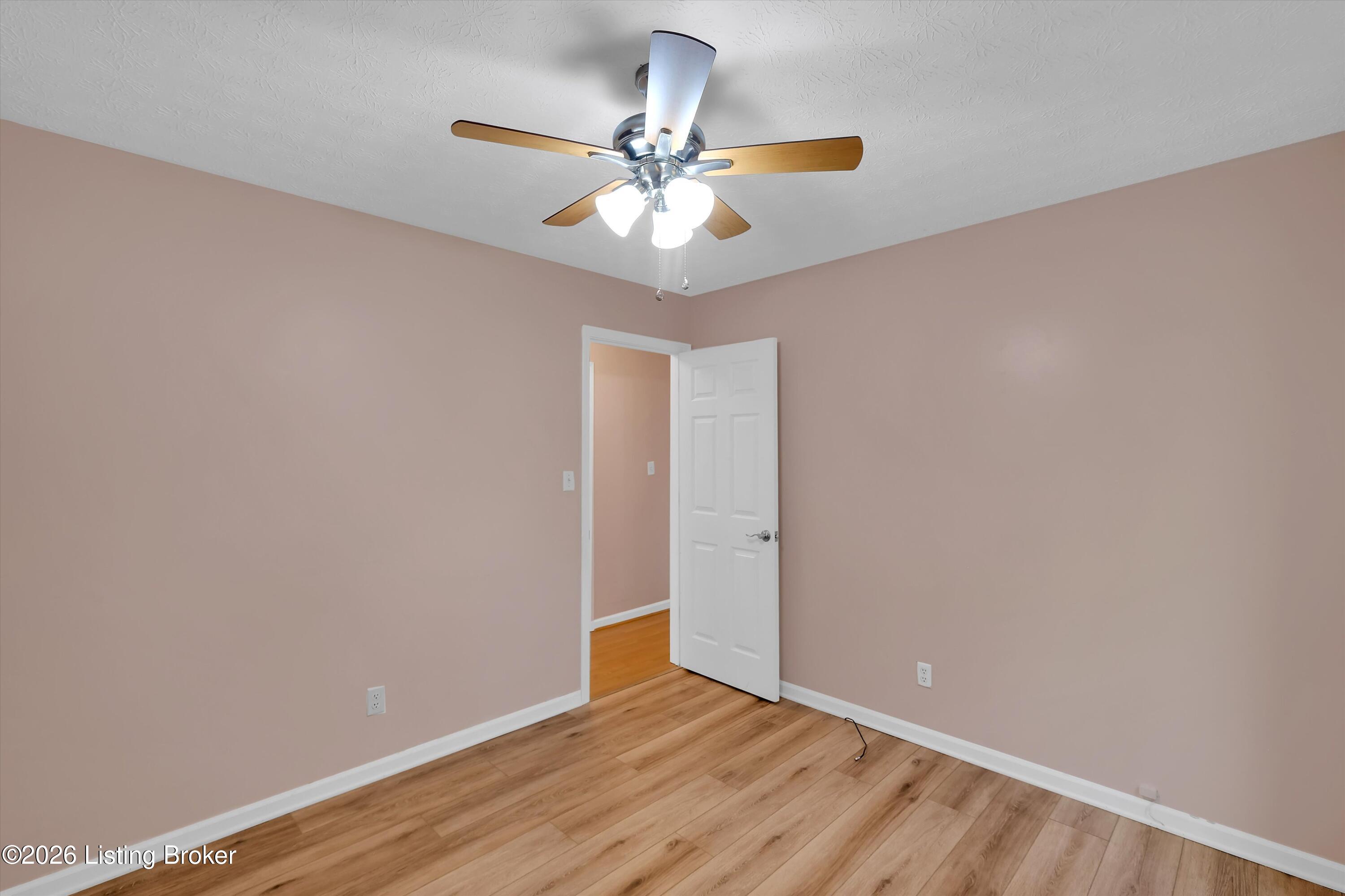 1711 Crestview Dr Property Photo 19